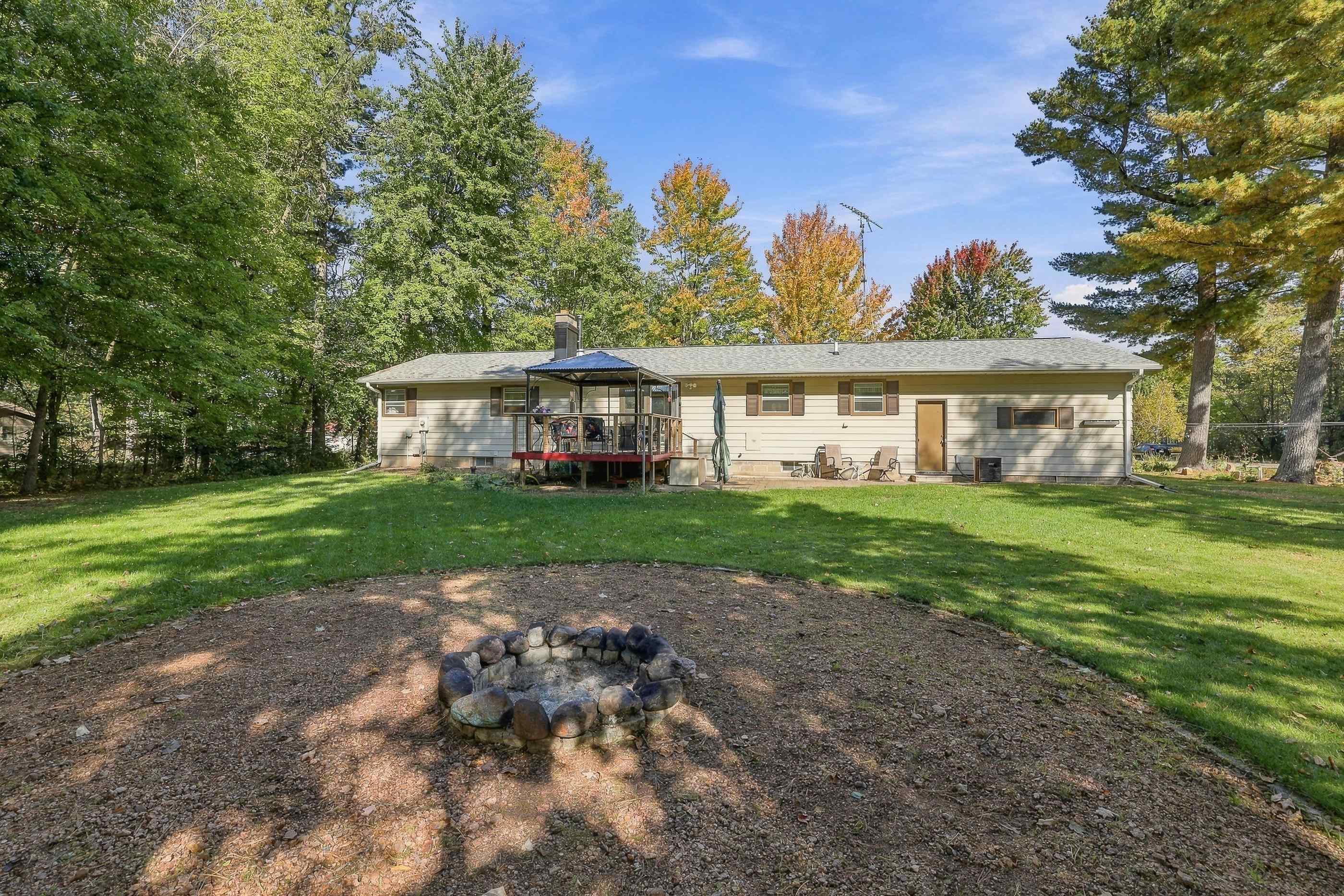 1617 OAK STREET, Almond, Wisconsin 54909, 3 Bedrooms Bedrooms, ,2 BathroomsBathrooms,Residential,For Sale,1617 OAK STREET,22605095