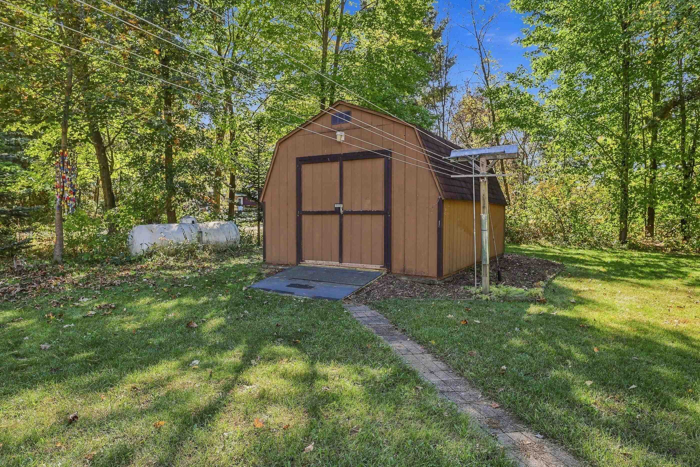 1617 OAK STREET, Almond, Wisconsin 54909, 3 Bedrooms Bedrooms, ,2 BathroomsBathrooms,Residential,For Sale,1617 OAK STREET,22605095