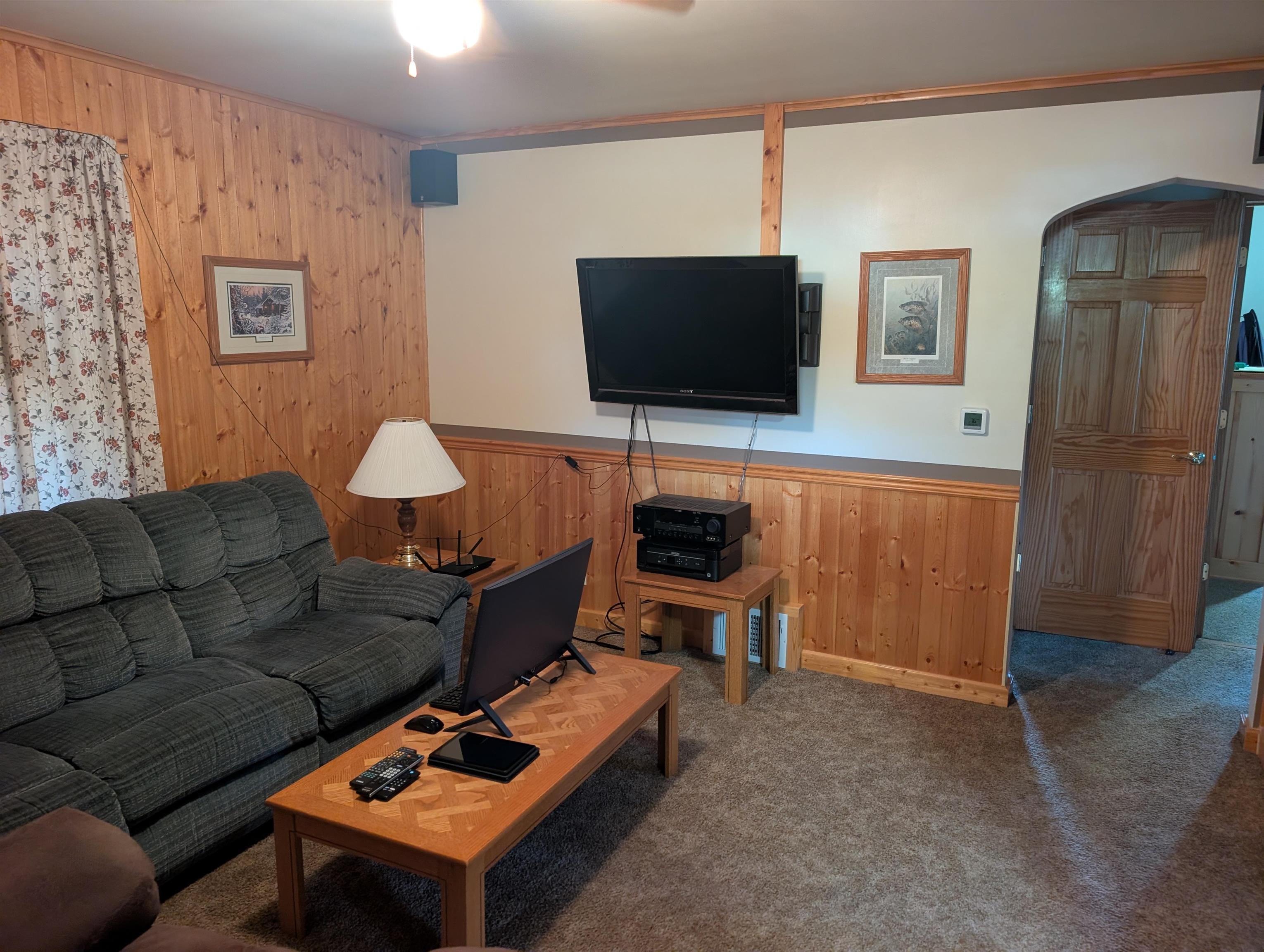 932 S 11TH AVENUE, Wausau, Wisconsin 54401, 3 Bedrooms Bedrooms, ,1 BathroomBathrooms,Residential,For Sale,932 S 11TH AVENUE,22605104
