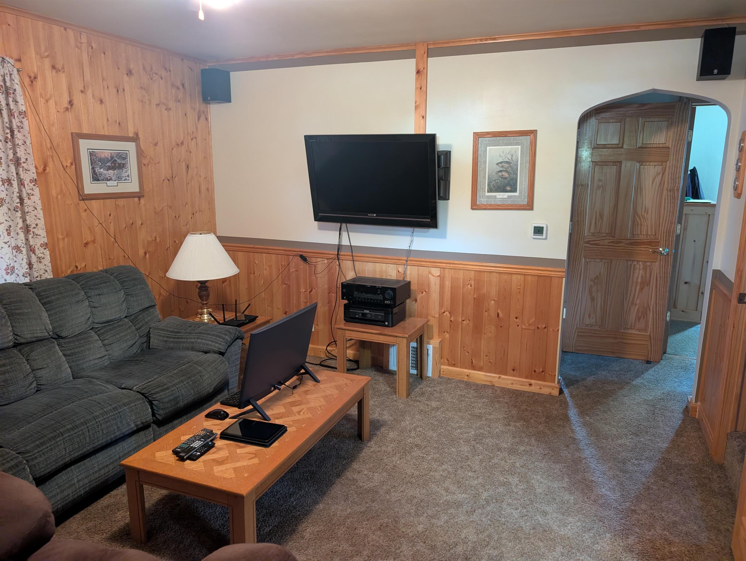 932 S 11TH AVENUE, Wausau, Wisconsin 54401, 3 Bedrooms Bedrooms, ,1 BathroomBathrooms,Residential,For Sale,932 S 11TH AVENUE,22605104