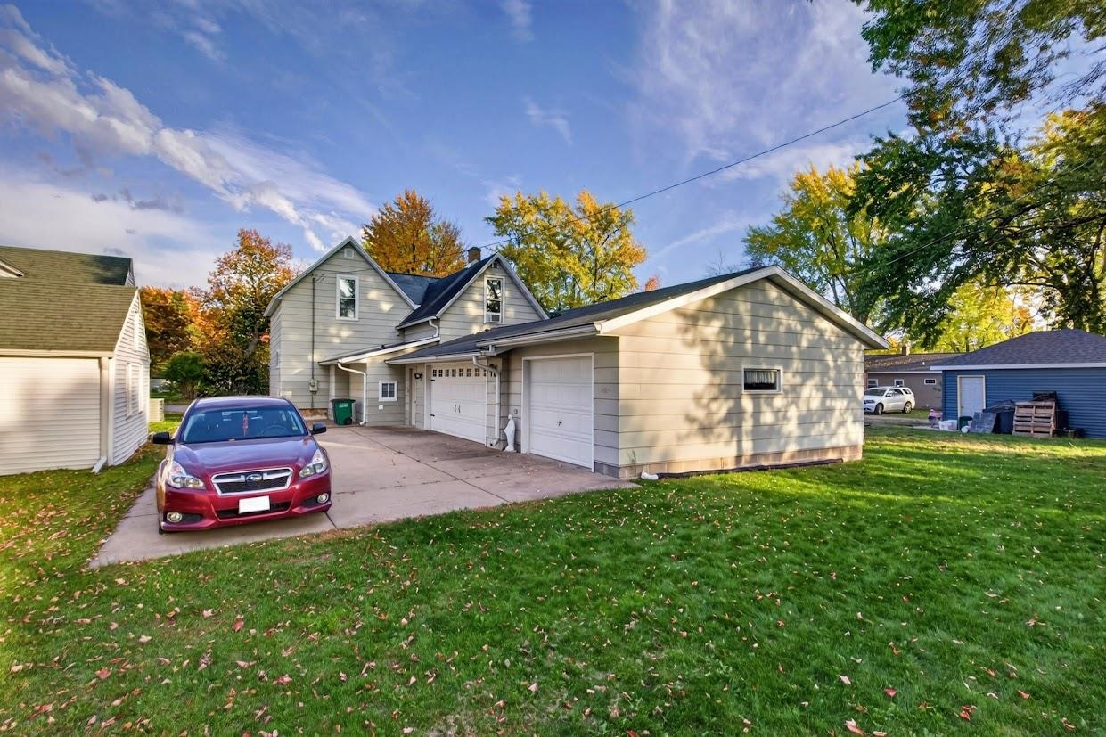 441 N 10TH AVENUE, Wisconsin Rapids, Wisconsin 54495, 3 Bedrooms Bedrooms, ,2 BathroomsBathrooms,Residential,For Sale,441 N 10TH AVENUE,22605107