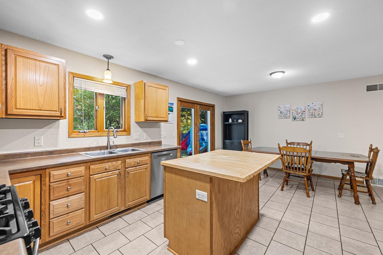 5007 S TIMBER STREET, Weston, Wisconsin 54476, 3 Bedrooms Bedrooms, ,3 BathroomsBathrooms,Residential,For Sale,5007 S TIMBER STREET,22605112