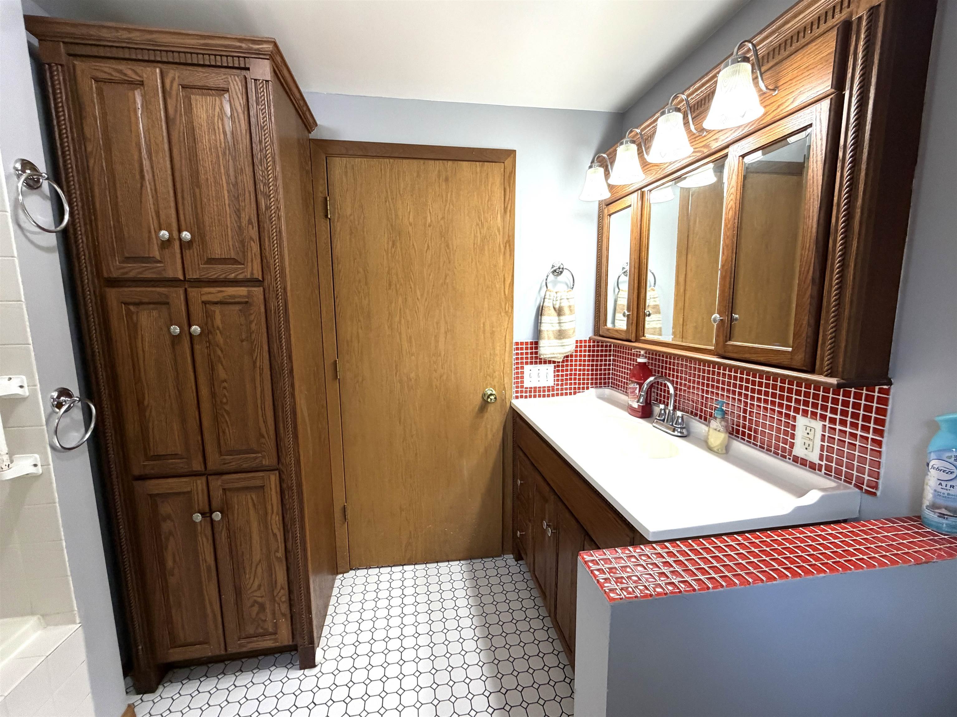 628 MENDLIK AVENUE, Antigo, Wisconsin 54409, 4 Bedrooms Bedrooms, ,3 BathroomsBathrooms,Residential,For Sale,628 MENDLIK AVENUE,22605113
