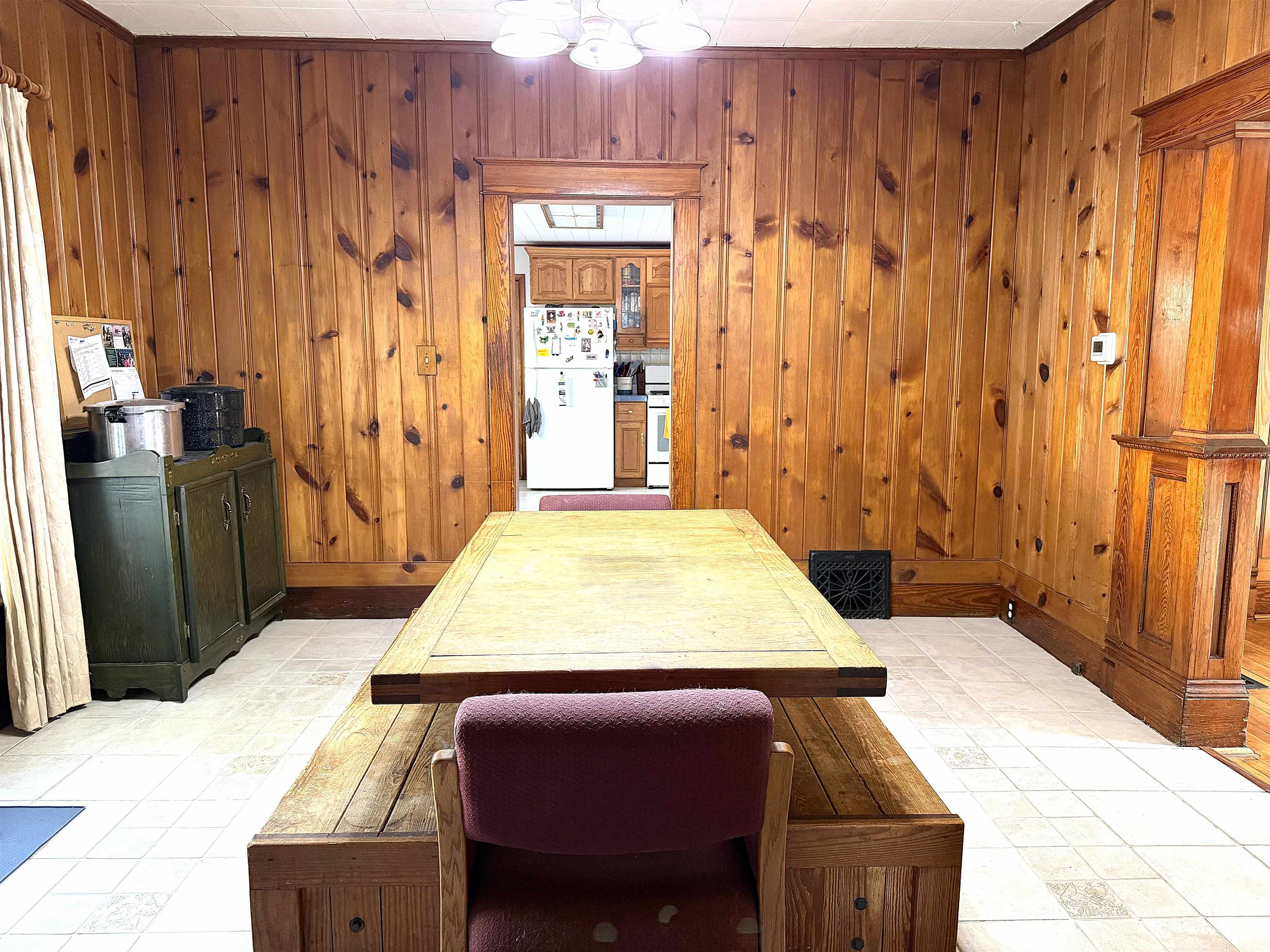 628 MENDLIK AVENUE, Antigo, Wisconsin 54409, 4 Bedrooms Bedrooms, ,3 BathroomsBathrooms,Residential,For Sale,628 MENDLIK AVENUE,22605113