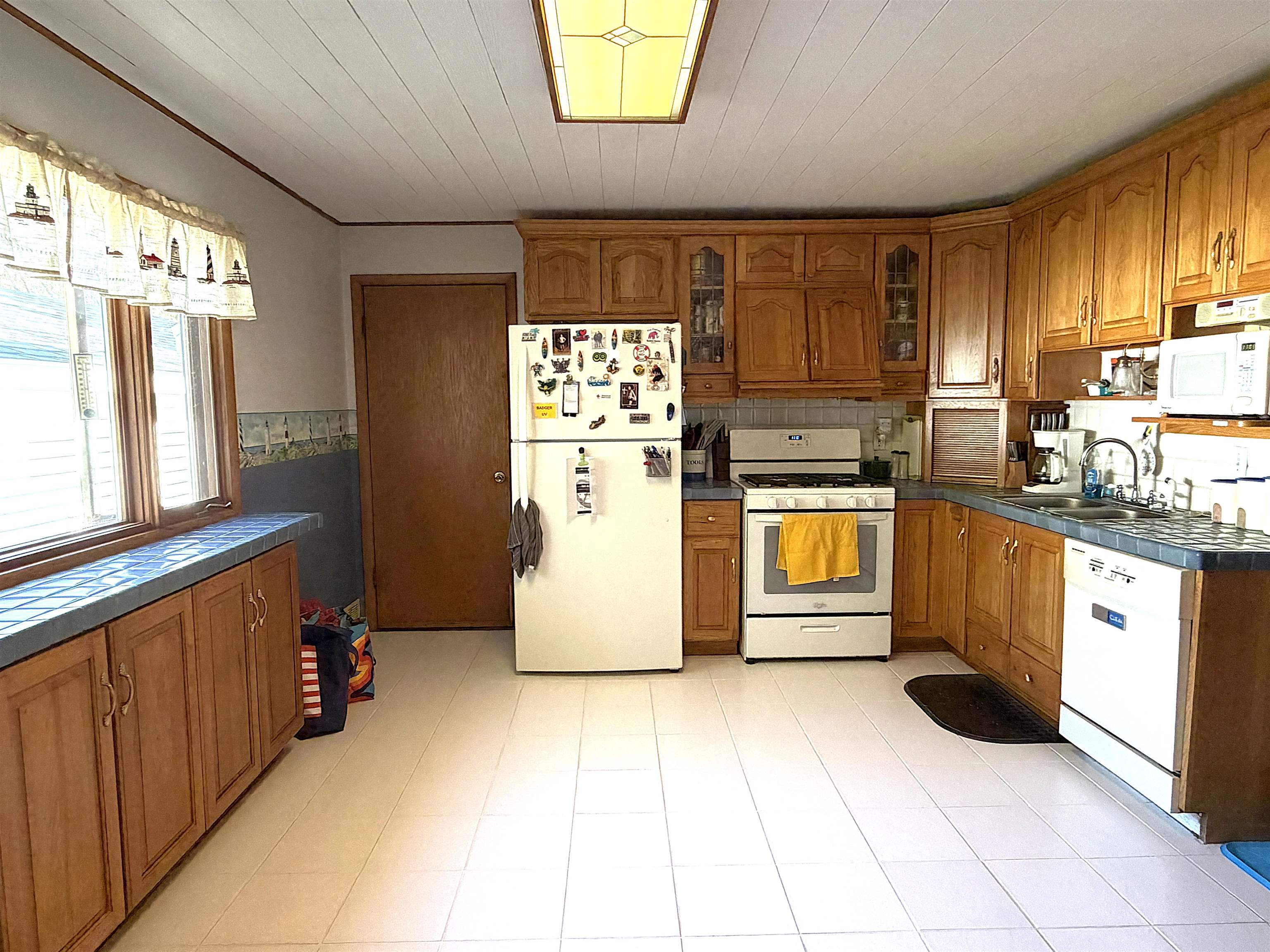 628 MENDLIK AVENUE, Antigo, Wisconsin 54409, 4 Bedrooms Bedrooms, ,3 BathroomsBathrooms,Residential,For Sale,628 MENDLIK AVENUE,22605113