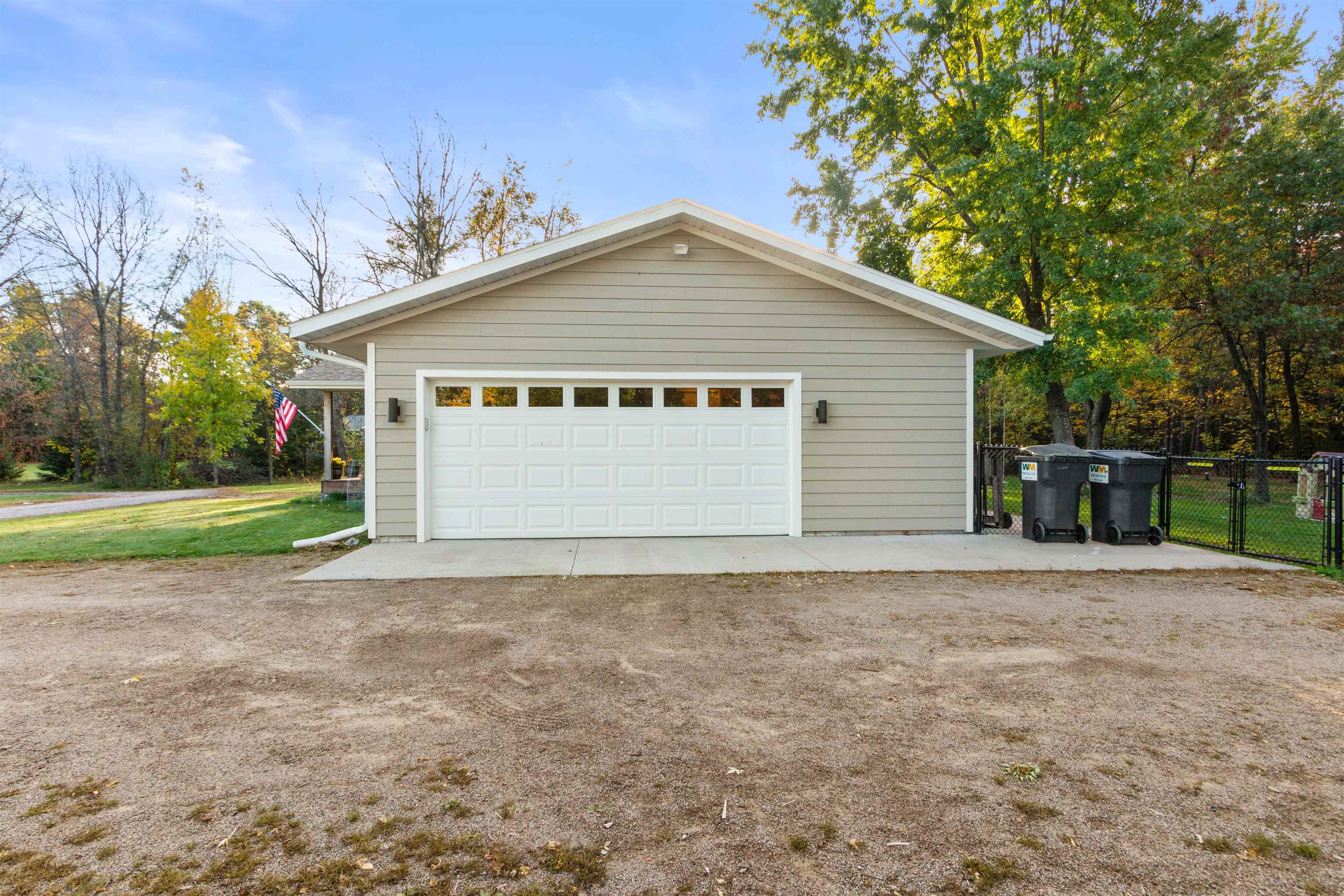 6640 S PARK DRIVE, Wisconsin Rapids, Wisconsin 54494, 4 Bedrooms Bedrooms, ,1 BathroomBathrooms,Residential,For Sale,6640 S PARK DRIVE,22605119