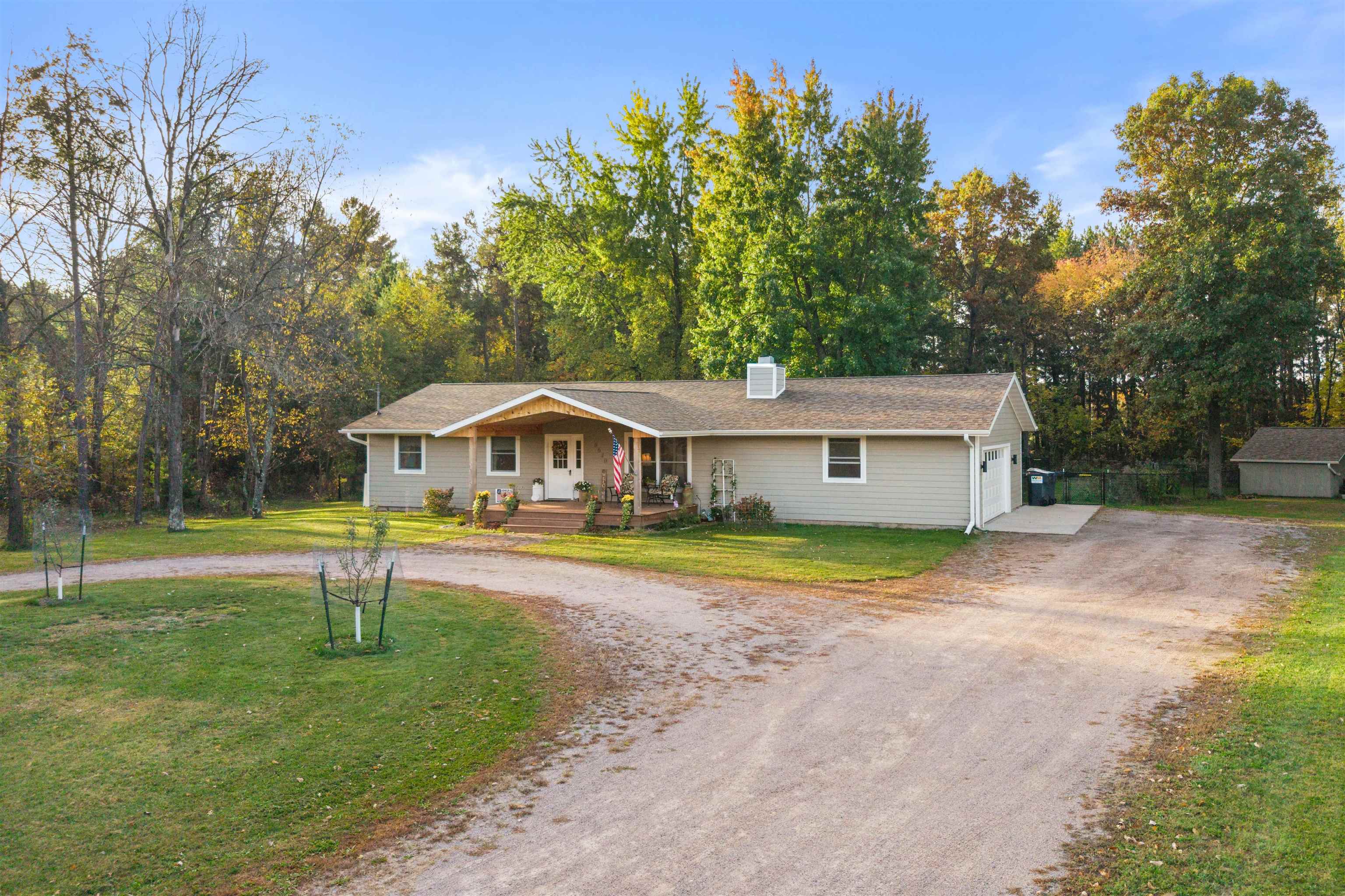 6640 S PARK DRIVE, Wisconsin Rapids, Wisconsin 54494, 4 Bedrooms Bedrooms, ,1 BathroomBathrooms,Residential,For Sale,6640 S PARK DRIVE,22605119