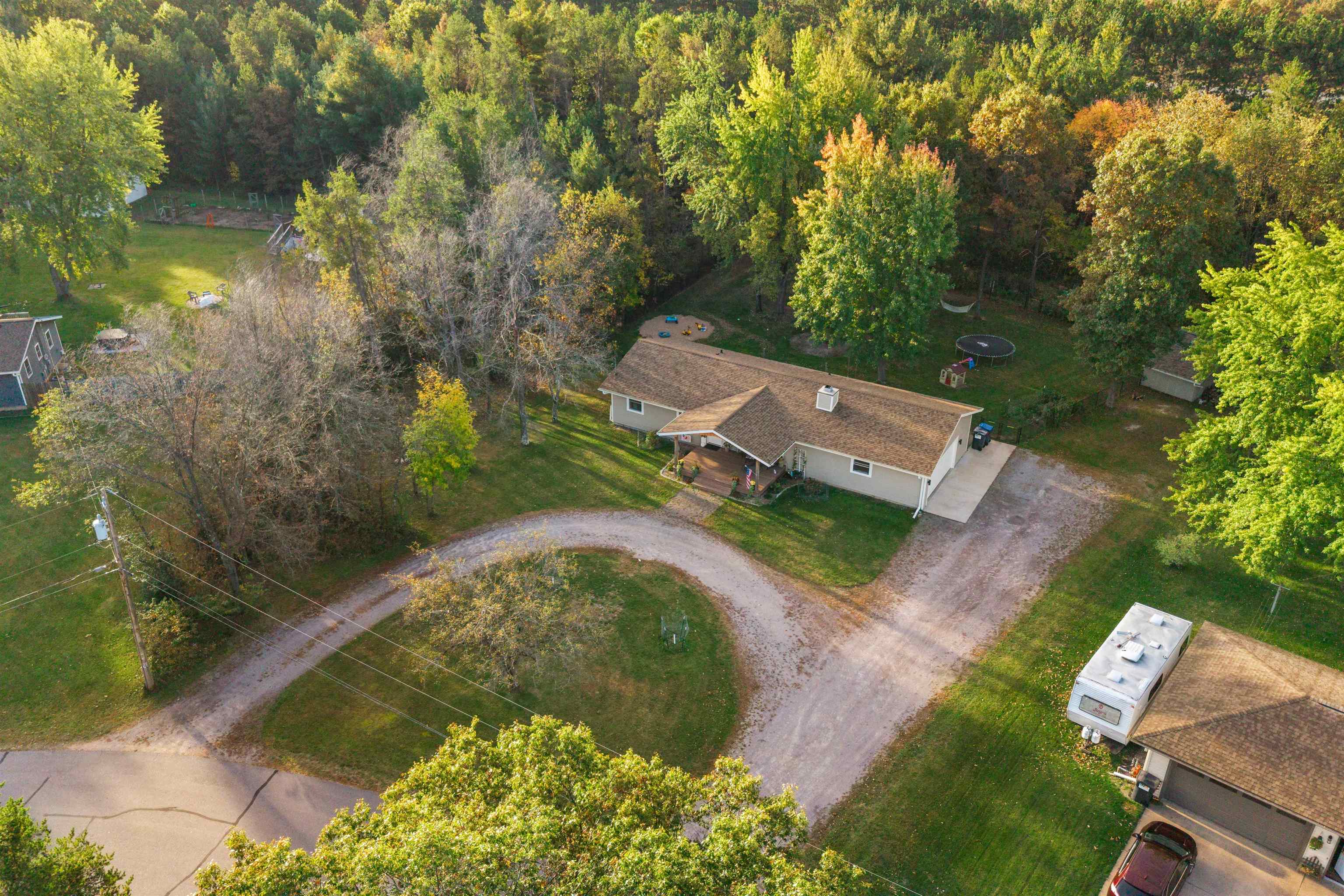 6640 S PARK DRIVE, Wisconsin Rapids, Wisconsin 54494, 4 Bedrooms Bedrooms, ,1 BathroomBathrooms,Residential,For Sale,6640 S PARK DRIVE,22605119