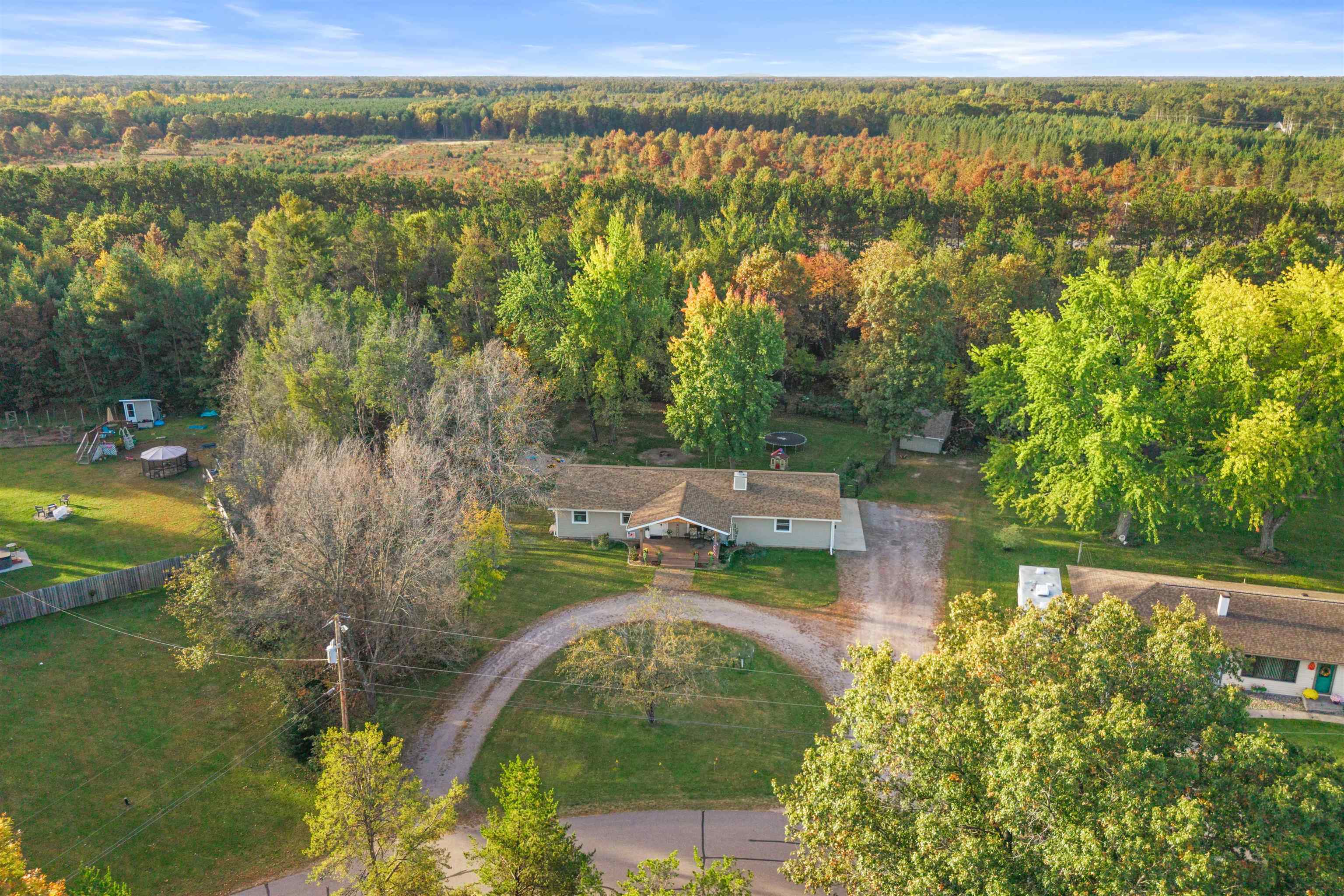 6640 S PARK DRIVE, Wisconsin Rapids, Wisconsin 54494, 4 Bedrooms Bedrooms, ,1 BathroomBathrooms,Residential,For Sale,6640 S PARK DRIVE,22605119