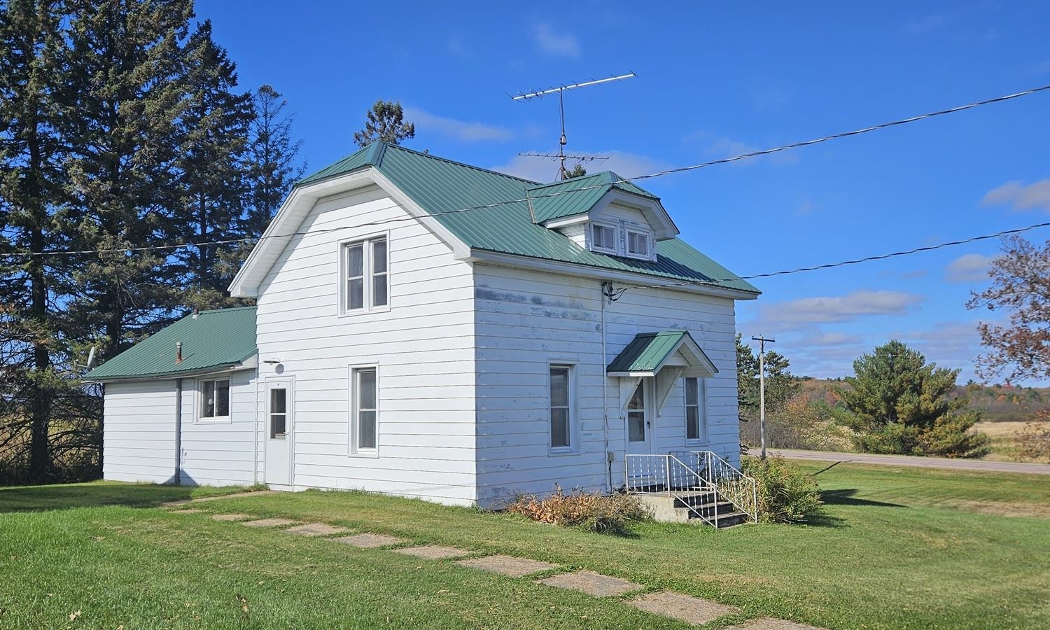 N6777 COUNTY ROAD G, Neillsville, Wisconsin 54456, 2 Bedrooms Bedrooms, ,1 BathroomBathrooms,Residential,For Sale,N6777 COUNTY ROAD G,22605121