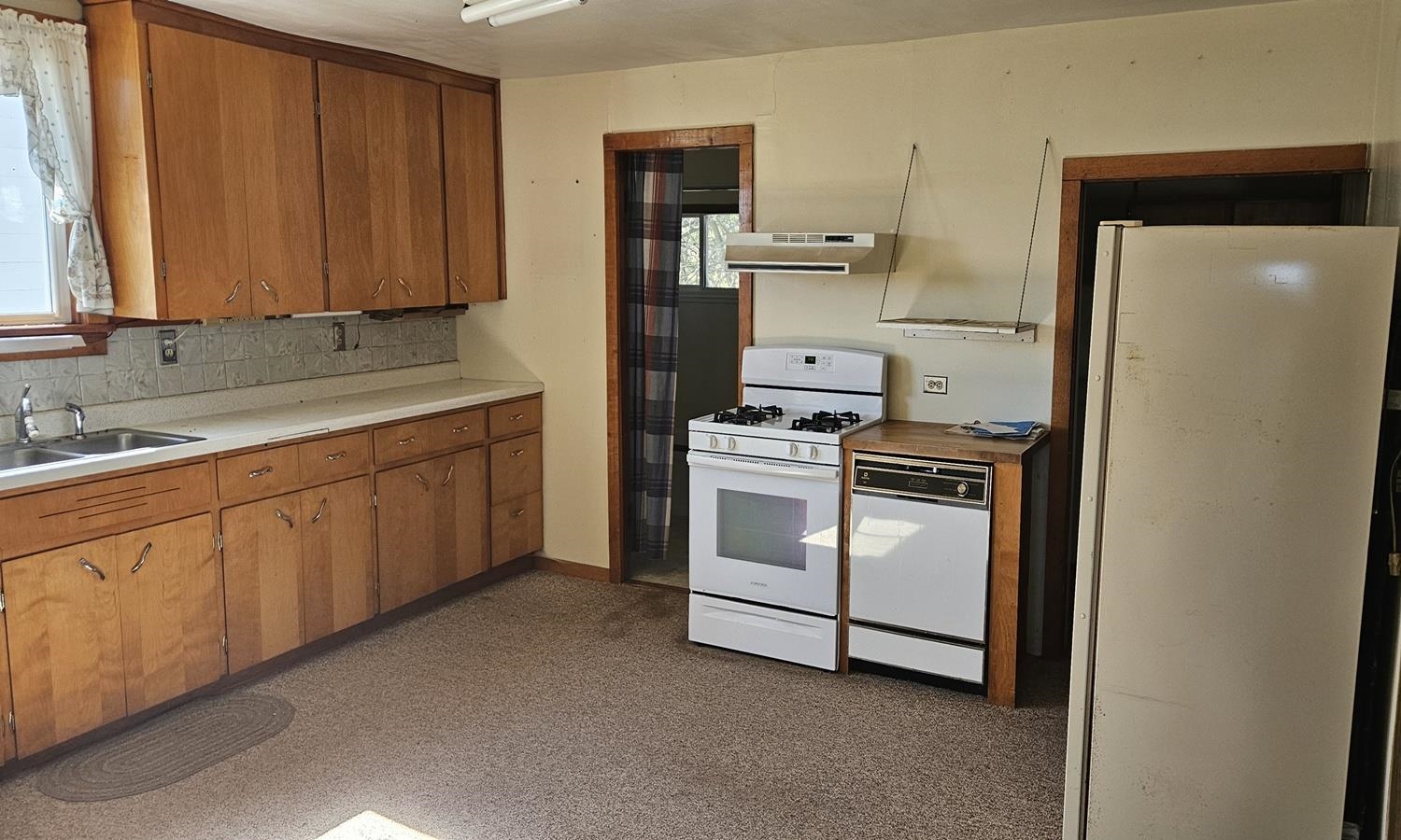 N6777 COUNTY ROAD G, Neillsville, Wisconsin 54456, 2 Bedrooms Bedrooms, ,1 BathroomBathrooms,Residential,For Sale,N6777 COUNTY ROAD G,22605121