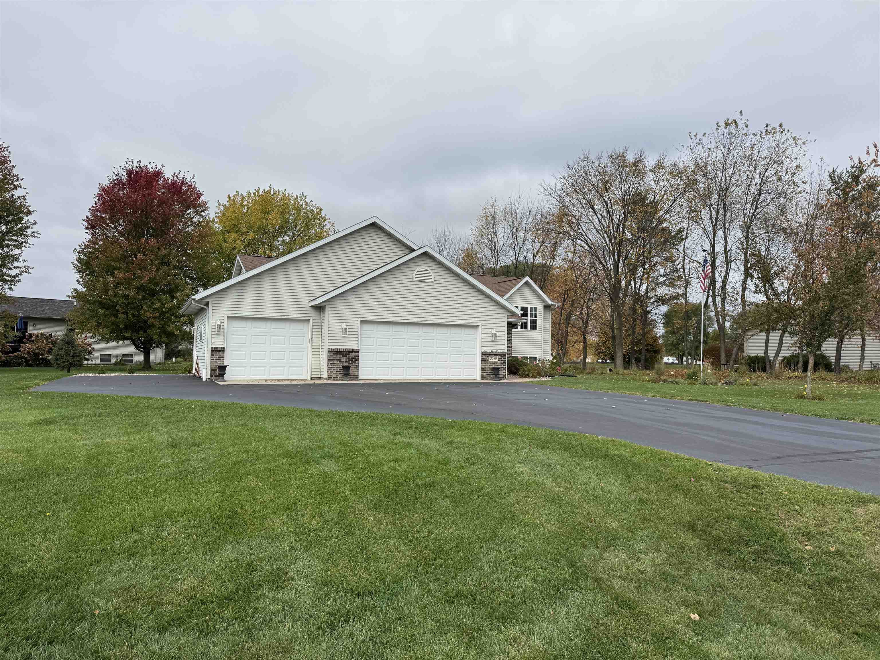 2049 ARLENE LANE, Kronenwetter, Wisconsin 54455, 4 Bedrooms Bedrooms, ,3 BathroomsBathrooms,Residential,For Sale,2049 ARLENE LANE,22605135