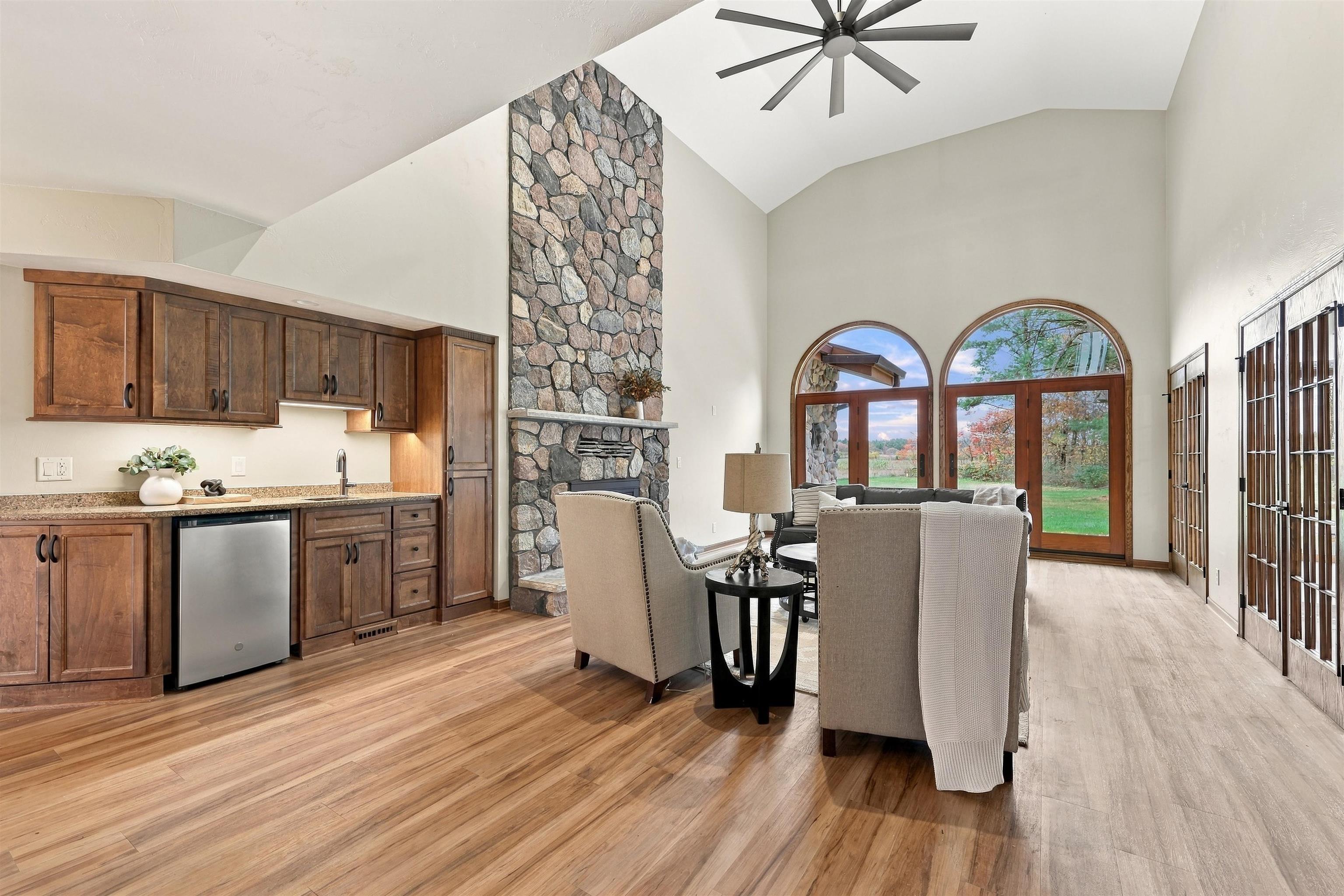 1943 COUNTY ROAD A N, Amherst Junction, Wisconsin 54407, 4 Bedrooms Bedrooms, ,3 BathroomsBathrooms,Residential,For Sale,1943 COUNTY ROAD A N,22605137