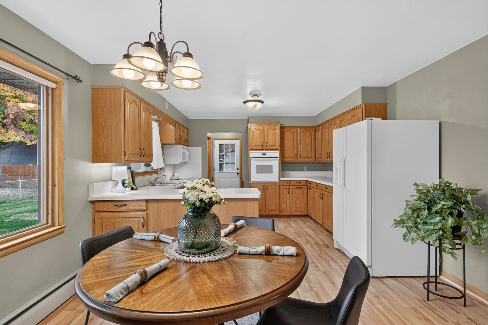 1121 S 18TH STREET, Wisconsin Rapids, Wisconsin 54494, 3 Bedrooms Bedrooms, ,1 BathroomBathrooms,Residential,For Sale,1121 S 18TH STREET,22605138