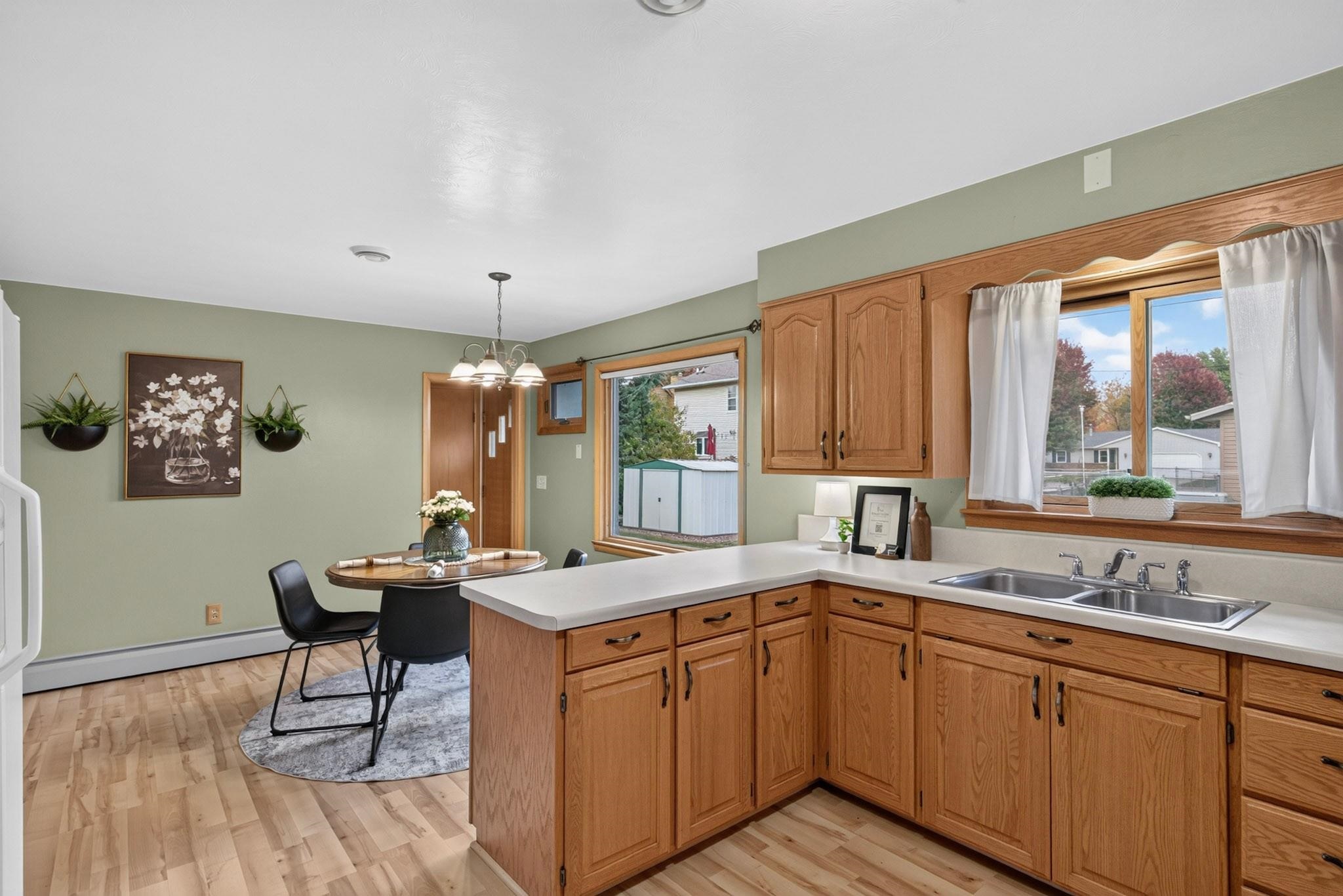 1121 S 18TH STREET, Wisconsin Rapids, Wisconsin 54494, 3 Bedrooms Bedrooms, ,1 BathroomBathrooms,Residential,For Sale,1121 S 18TH STREET,22605138