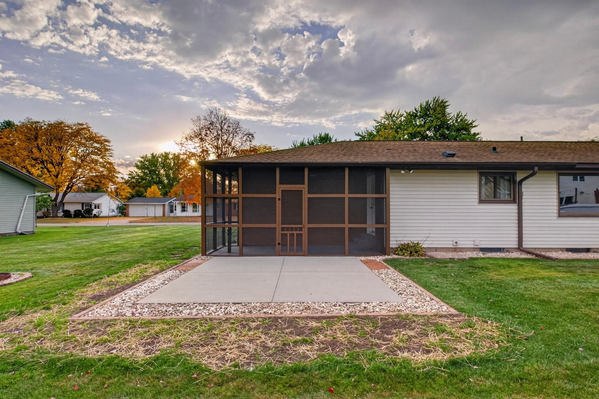 1121 S 18TH STREET, Wisconsin Rapids, Wisconsin 54494, 3 Bedrooms Bedrooms, ,1 BathroomBathrooms,Residential,For Sale,1121 S 18TH STREET,22605138