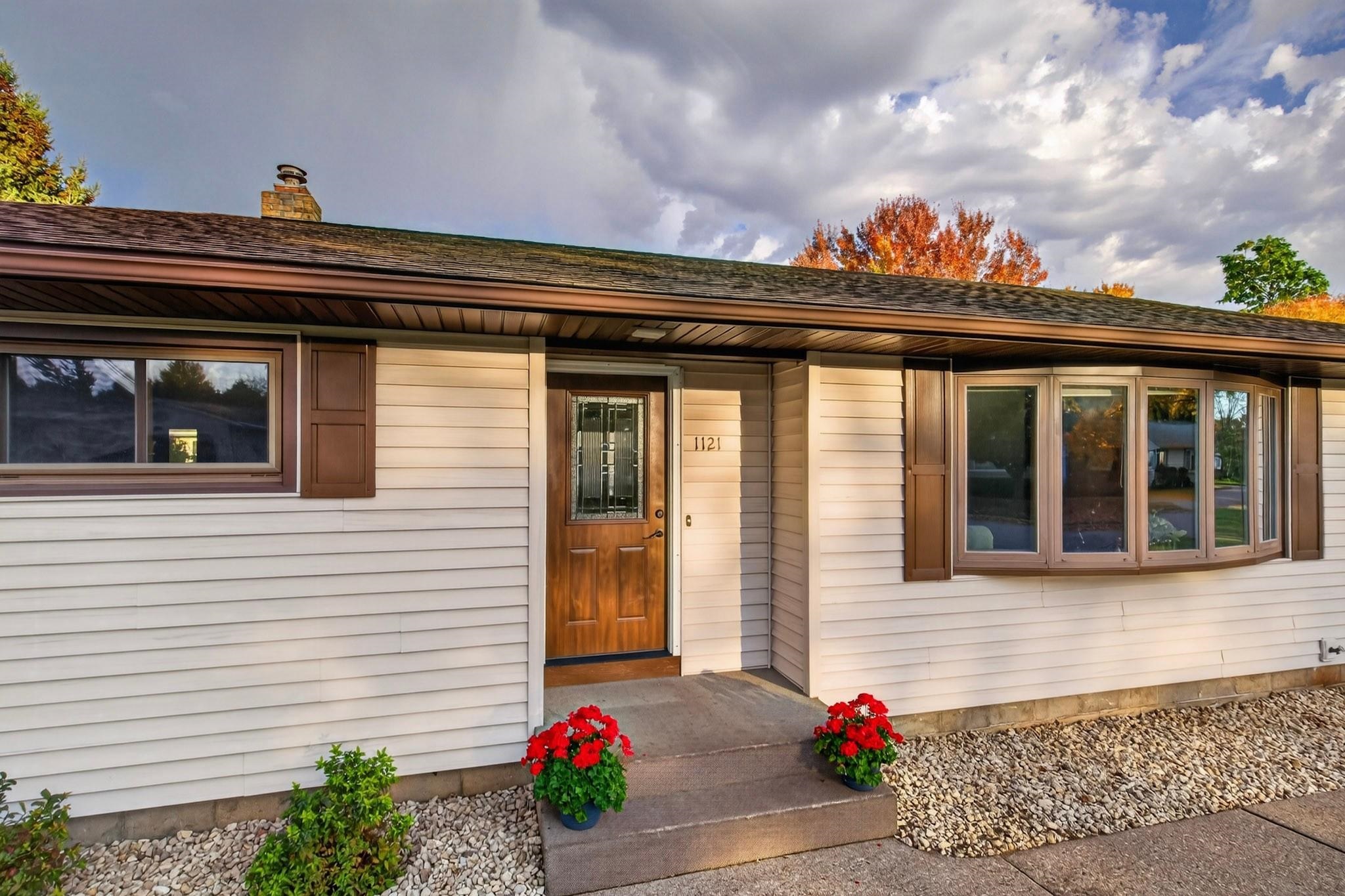 1121 S 18TH STREET, Wisconsin Rapids, Wisconsin 54494, 3 Bedrooms Bedrooms, ,1 BathroomBathrooms,Residential,For Sale,1121 S 18TH STREET,22605138