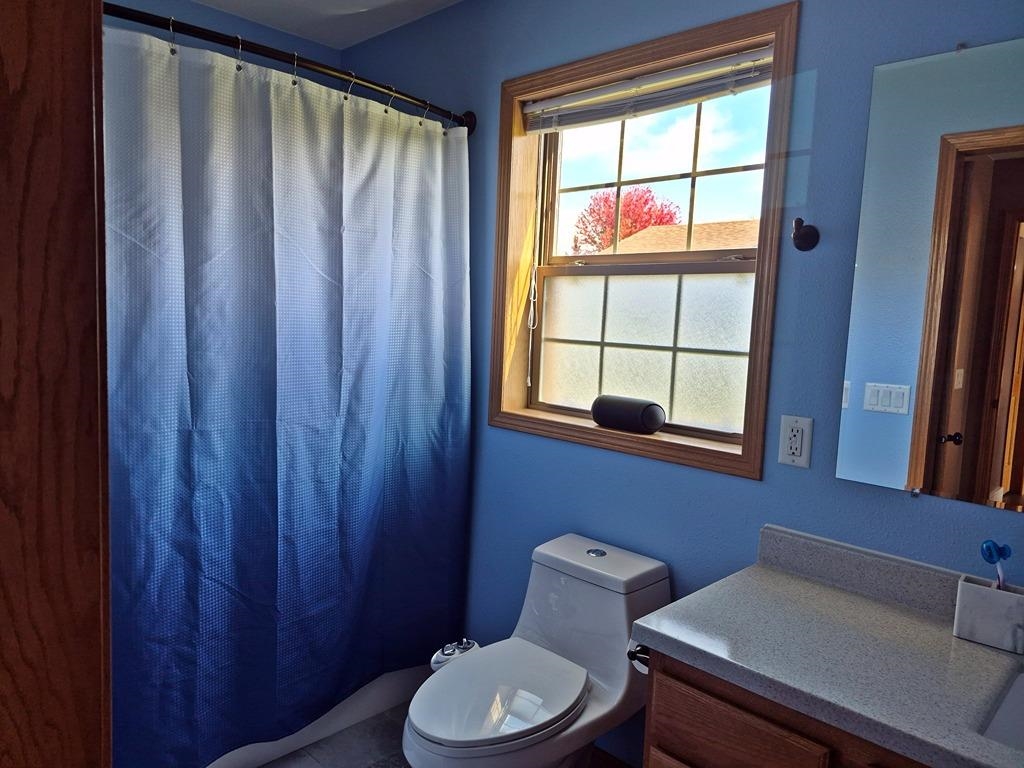 805 W ROBERTS STREET, Spencer, Wisconsin 54479, 4 Bedrooms Bedrooms, ,2 BathroomsBathrooms,Residential,For Sale,805 W ROBERTS STREET,22605139