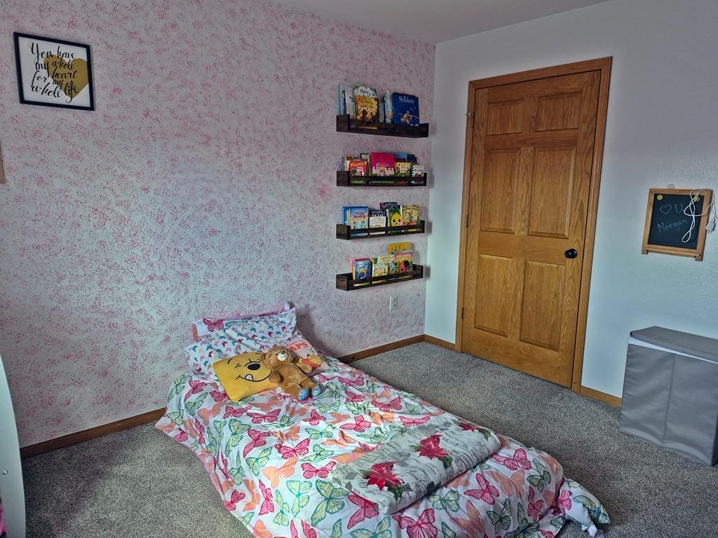 805 W ROBERTS STREET, Spencer, Wisconsin 54479, 4 Bedrooms Bedrooms, ,2 BathroomsBathrooms,Residential,For Sale,805 W ROBERTS STREET,22605139