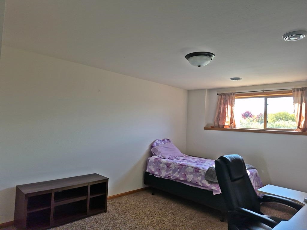 805 W ROBERTS STREET, Spencer, Wisconsin 54479, 4 Bedrooms Bedrooms, ,2 BathroomsBathrooms,Residential,For Sale,805 W ROBERTS STREET,22605139