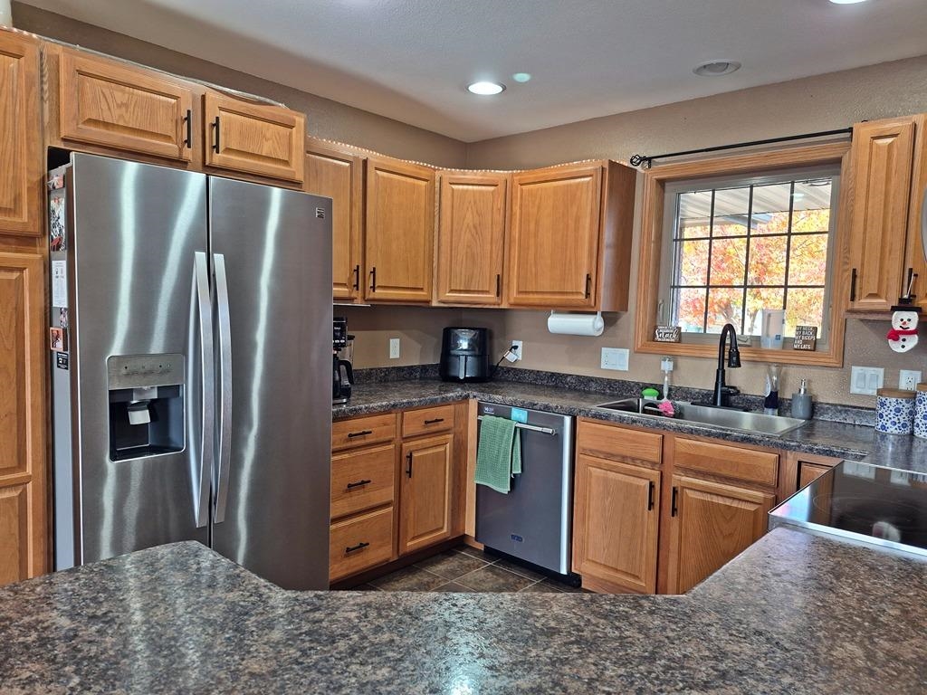 805 W ROBERTS STREET, Spencer, Wisconsin 54479, 4 Bedrooms Bedrooms, ,2 BathroomsBathrooms,Residential,For Sale,805 W ROBERTS STREET,22605139