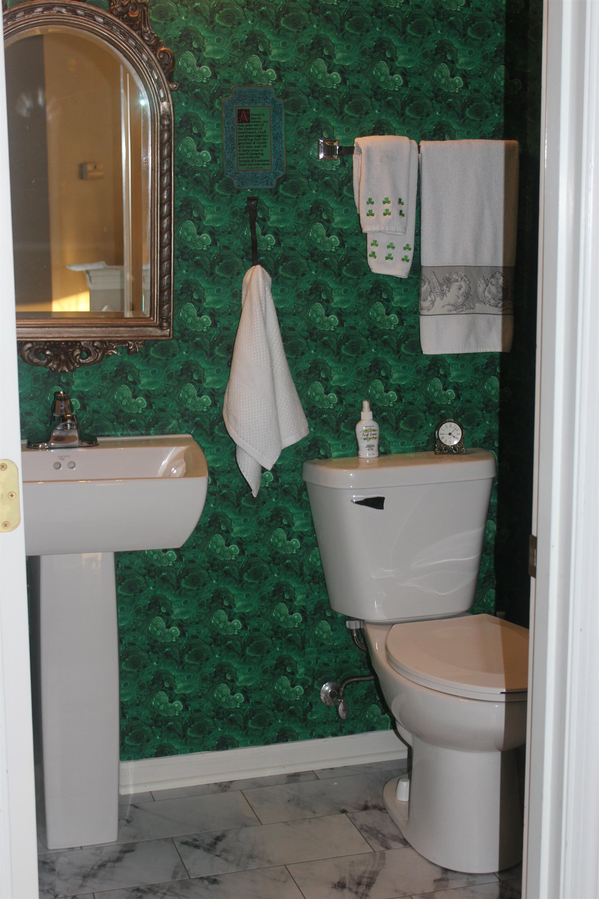 1108 EASTHILL DRIVE, Wausau, Wisconsin 54403, 2 Bedrooms Bedrooms, ,2 BathroomsBathrooms,Residential,For Sale,1108 EASTHILL DRIVE,22605141