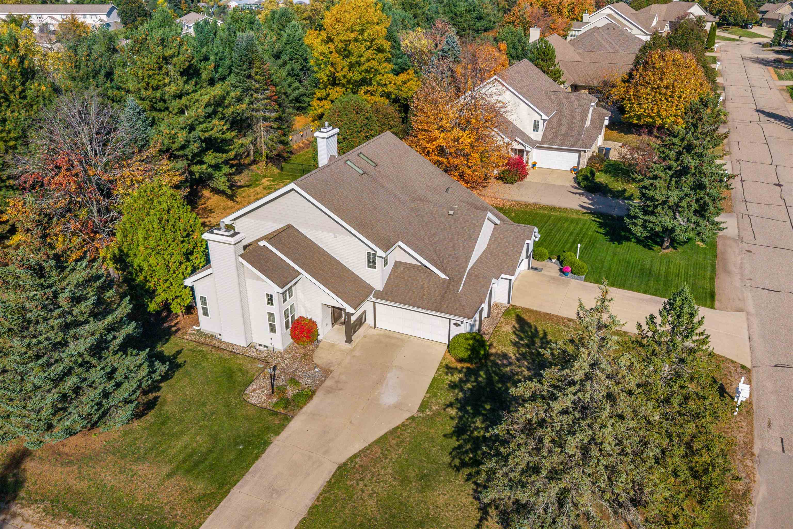 1141 HEARTHSTONE PLACE, Plover, Wisconsin 54467, 3 Bedrooms Bedrooms, ,3 BathroomsBathrooms,Residential,For Sale,1141 HEARTHSTONE PLACE,22605144