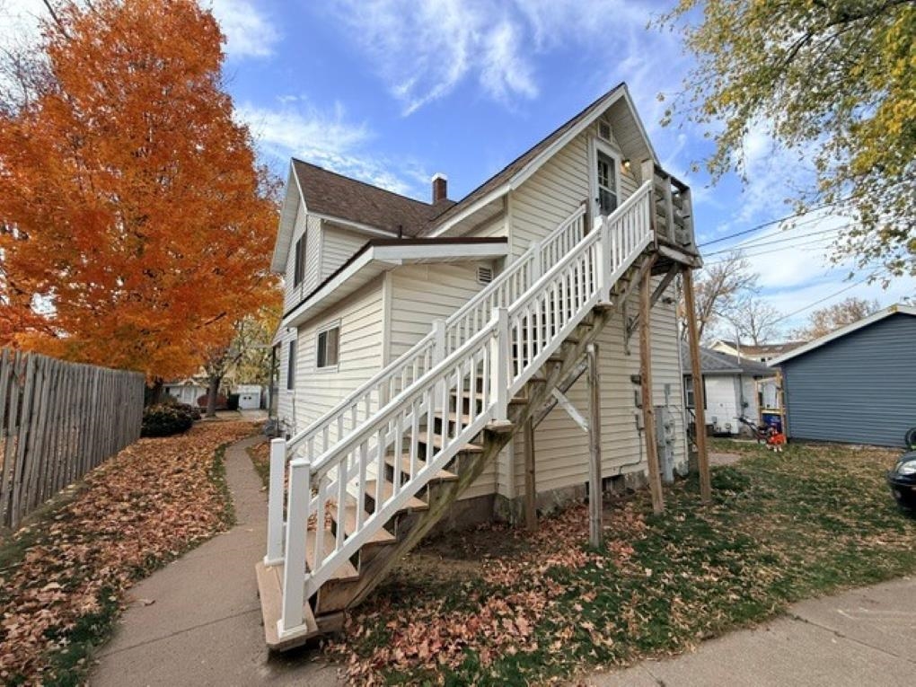 409 PIER STREET, Merrill, Wisconsin 54452, 2 Bedrooms Bedrooms, 6 Rooms Rooms,1 BathroomBathrooms,Multi-family,For Sale,409 PIER STREET,22605148