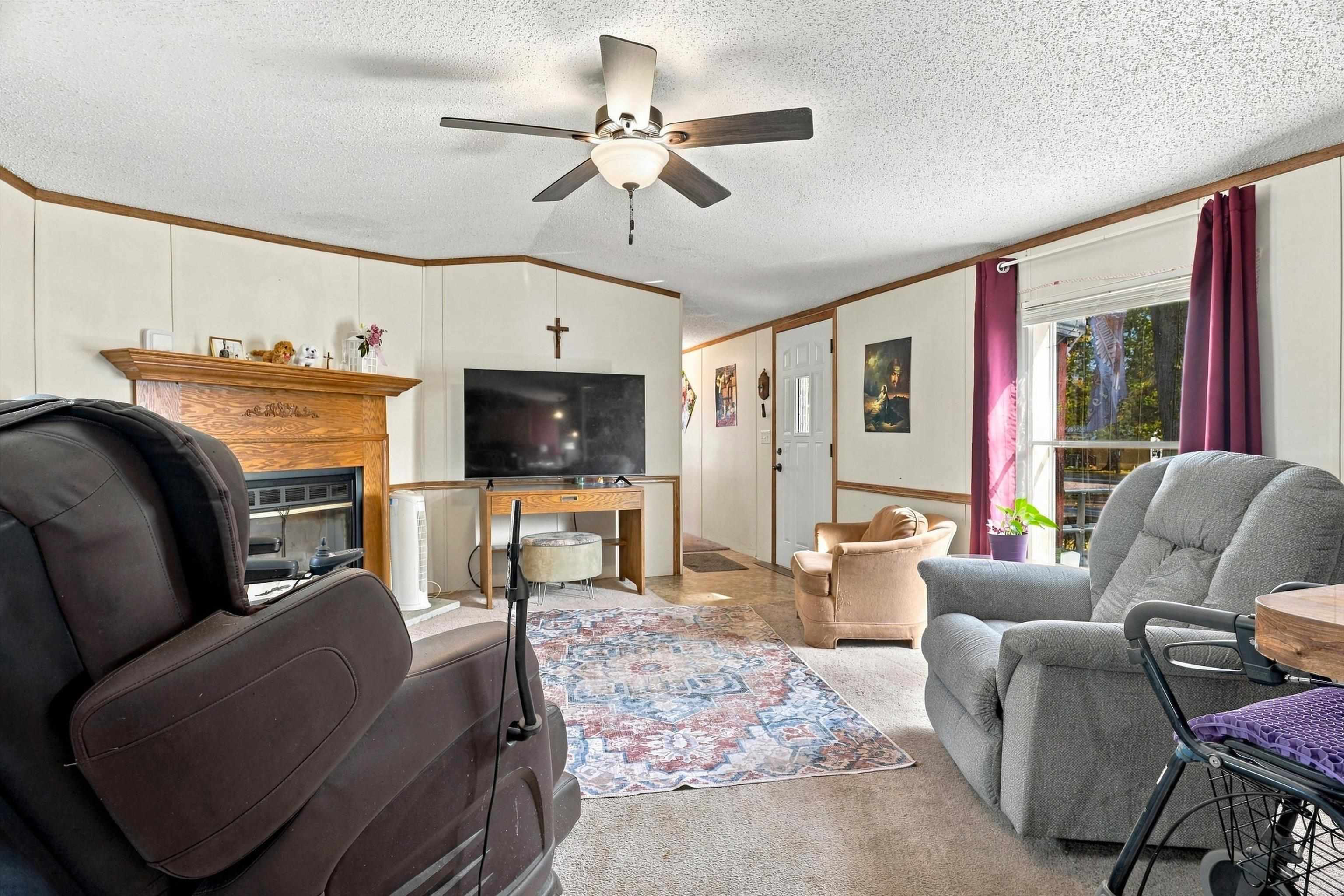 1407 N PEACH AVENUE, Marshfield, Wisconsin 54449, 3 Bedrooms Bedrooms, ,2 BathroomsBathrooms,Residential,For Sale,1407 N PEACH AVENUE,22605149