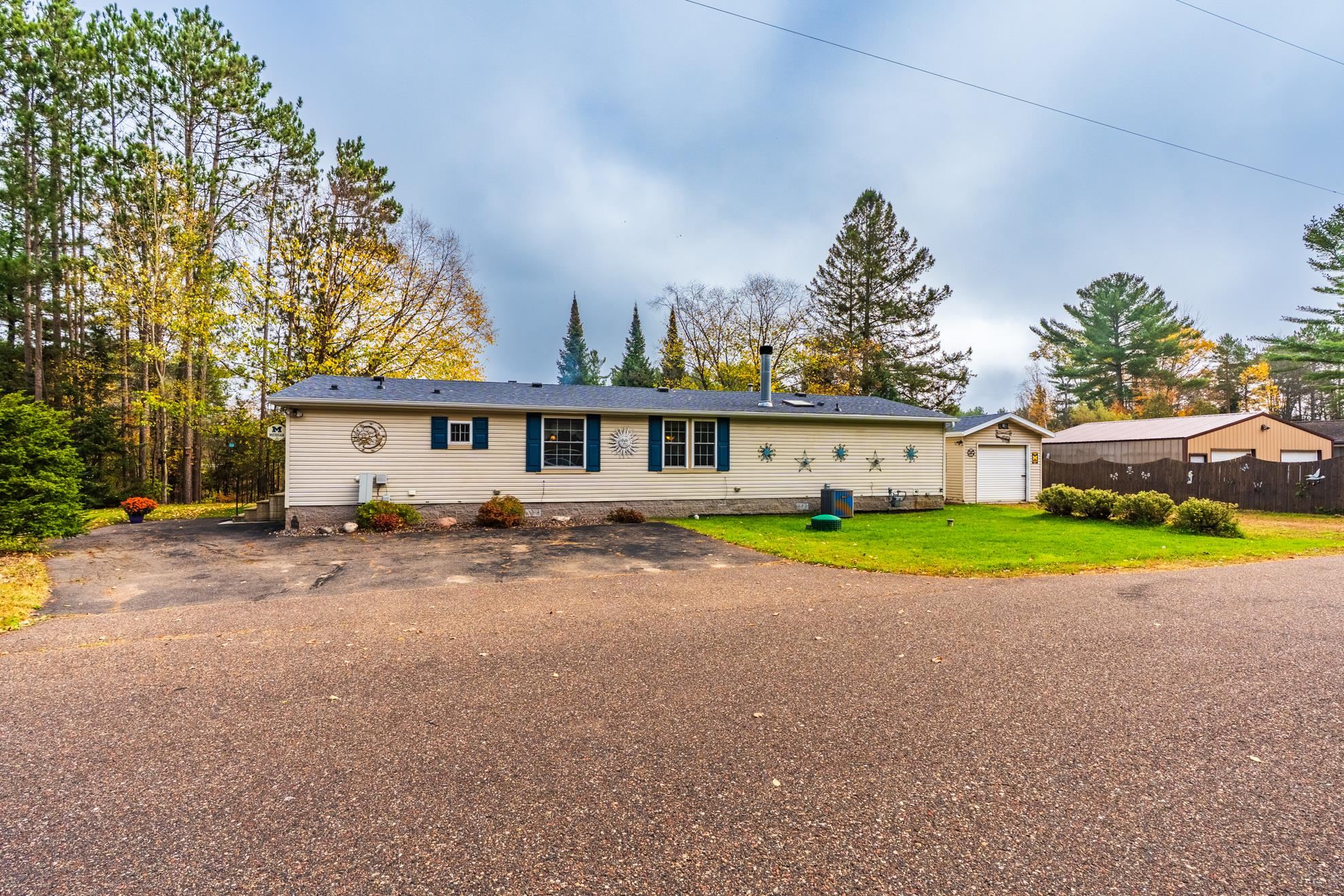 N11480 TOMAHAWK RIVER ROAD, Tomahawk, Wisconsin 54487, 3 Bedrooms Bedrooms, ,2 BathroomsBathrooms,Residential,For Sale,N11480 TOMAHAWK RIVER ROAD,22605152