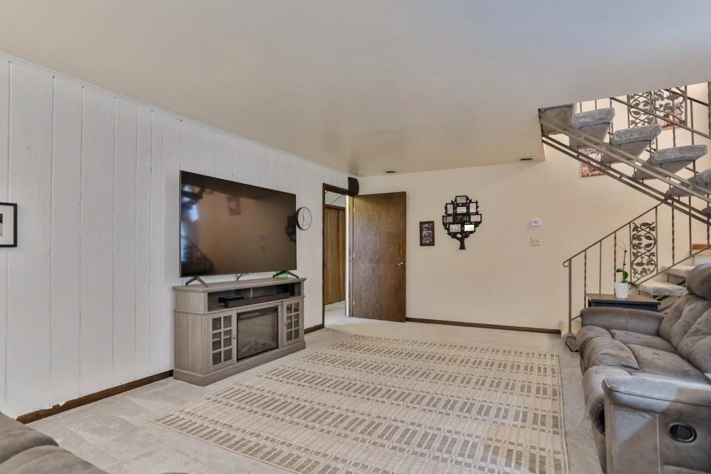 4802 AUGUSTINE AVENUE, Weston, Wisconsin 54476, 5 Bedrooms Bedrooms, ,2 BathroomsBathrooms,Residential,For Sale,4802 AUGUSTINE AVENUE,22605154