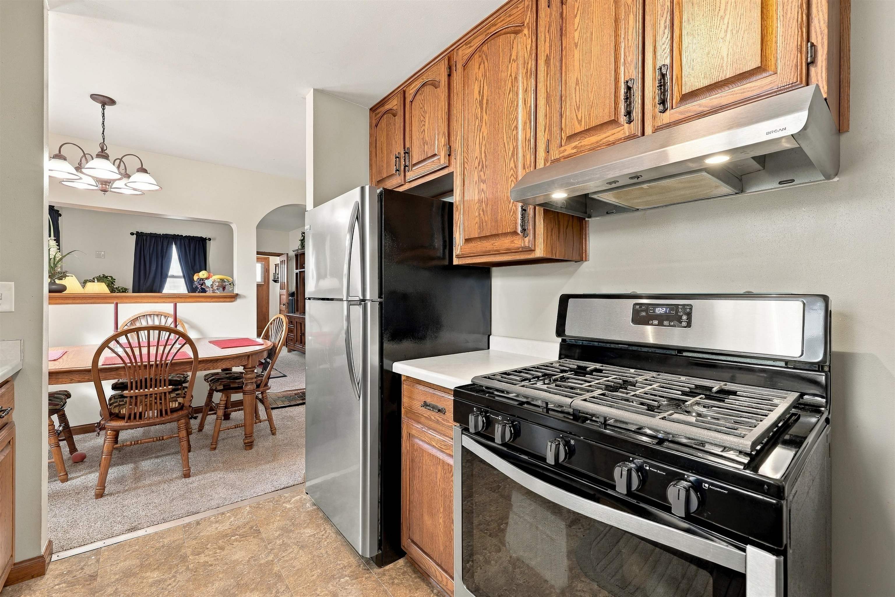 2217 ILLINOIS AVENUE, Stevens Point, Wisconsin 54481, 2 Bedrooms Bedrooms, ,1 BathroomBathrooms,Residential,For Sale,2217 ILLINOIS AVENUE,22605155