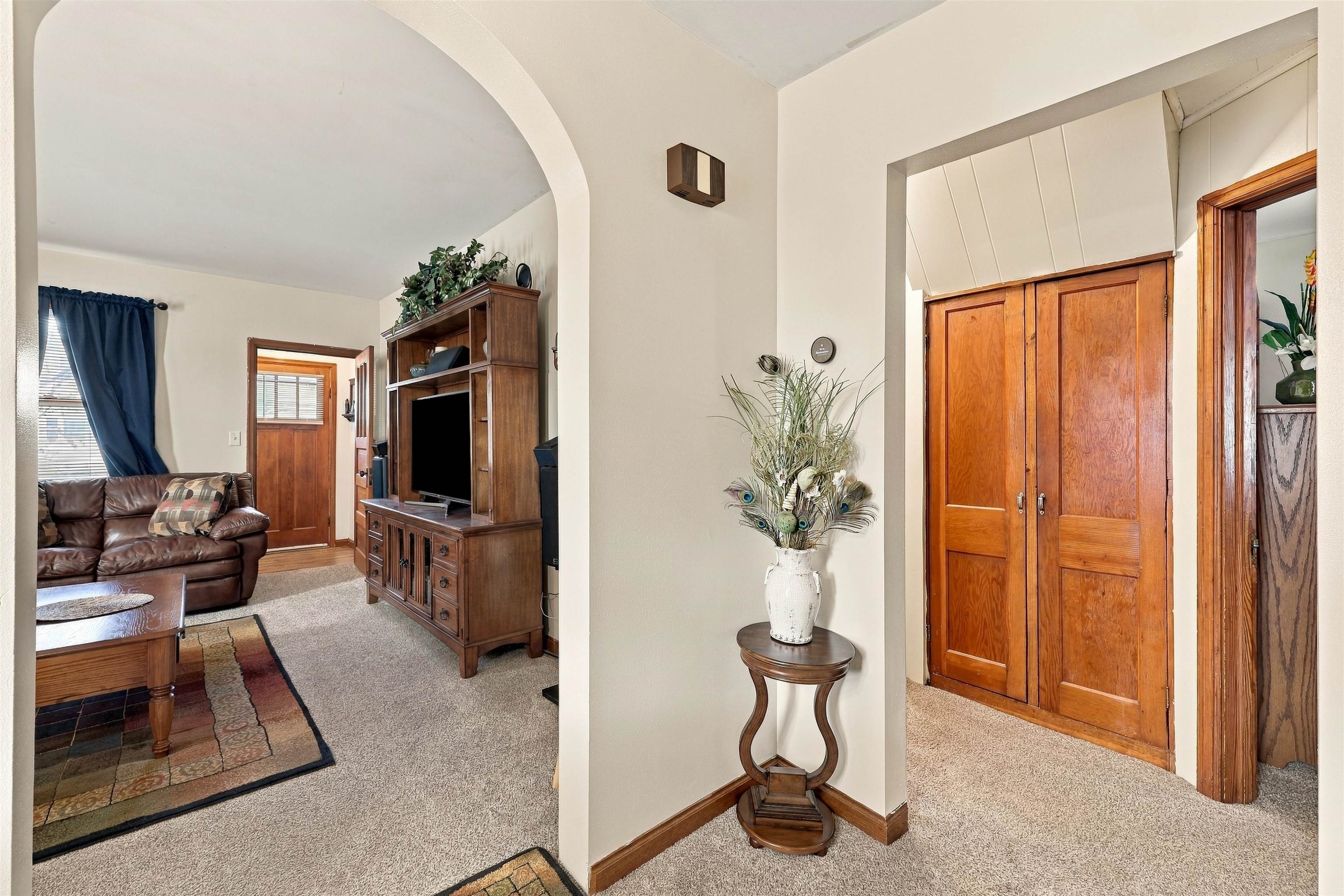 2217 ILLINOIS AVENUE, Stevens Point, Wisconsin 54481, 2 Bedrooms Bedrooms, ,1 BathroomBathrooms,Residential,For Sale,2217 ILLINOIS AVENUE,22605155