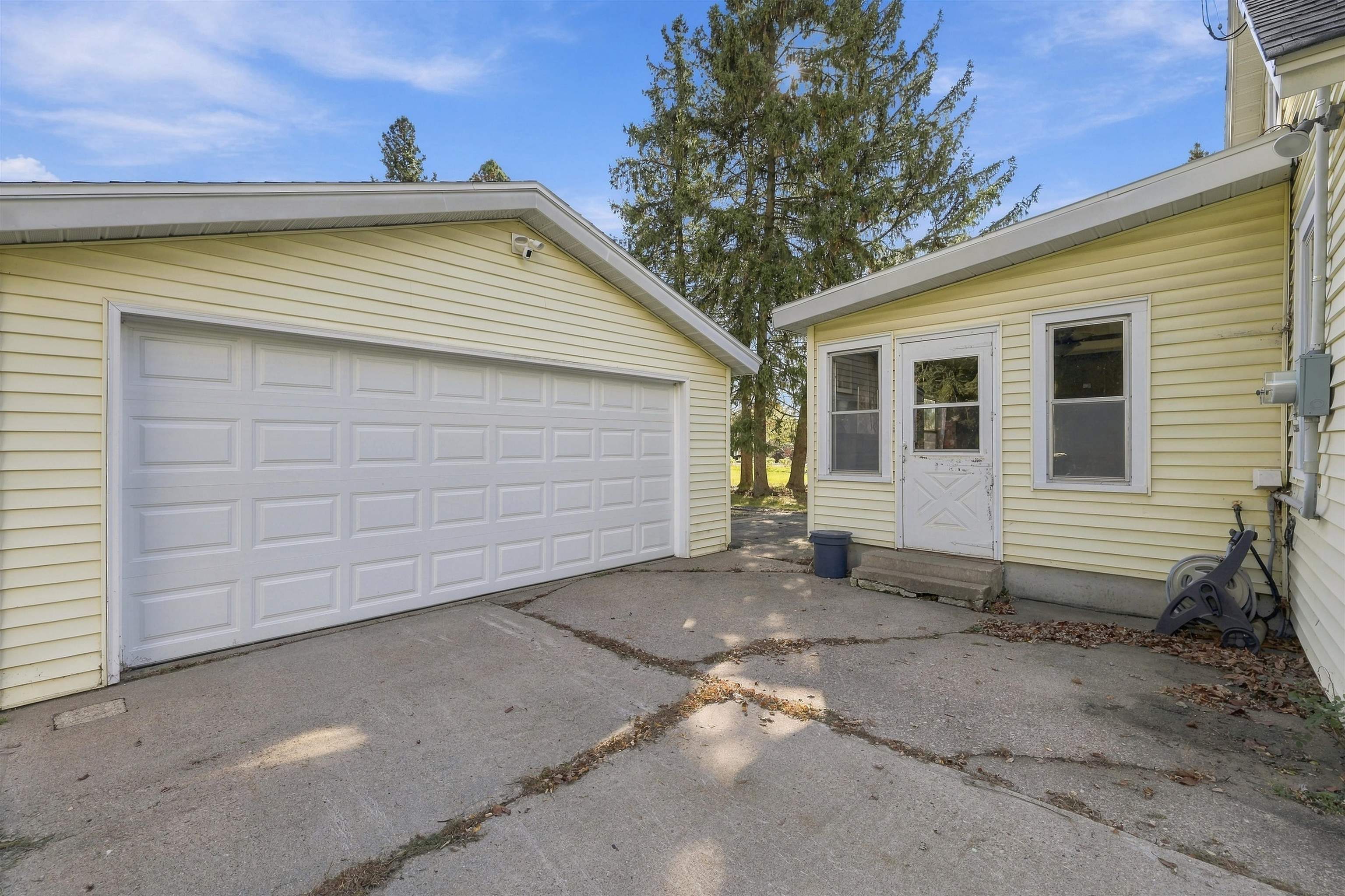 2217 ILLINOIS AVENUE, Stevens Point, Wisconsin 54481, 2 Bedrooms Bedrooms, ,1 BathroomBathrooms,Residential,For Sale,2217 ILLINOIS AVENUE,22605155
