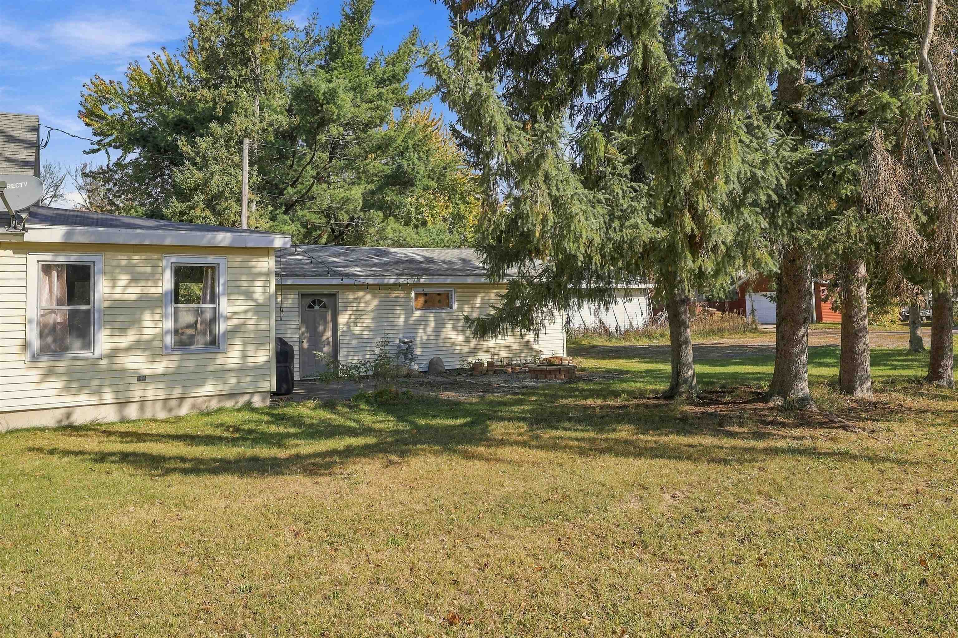 2217 ILLINOIS AVENUE, Stevens Point, Wisconsin 54481, 2 Bedrooms Bedrooms, ,1 BathroomBathrooms,Residential,For Sale,2217 ILLINOIS AVENUE,22605155