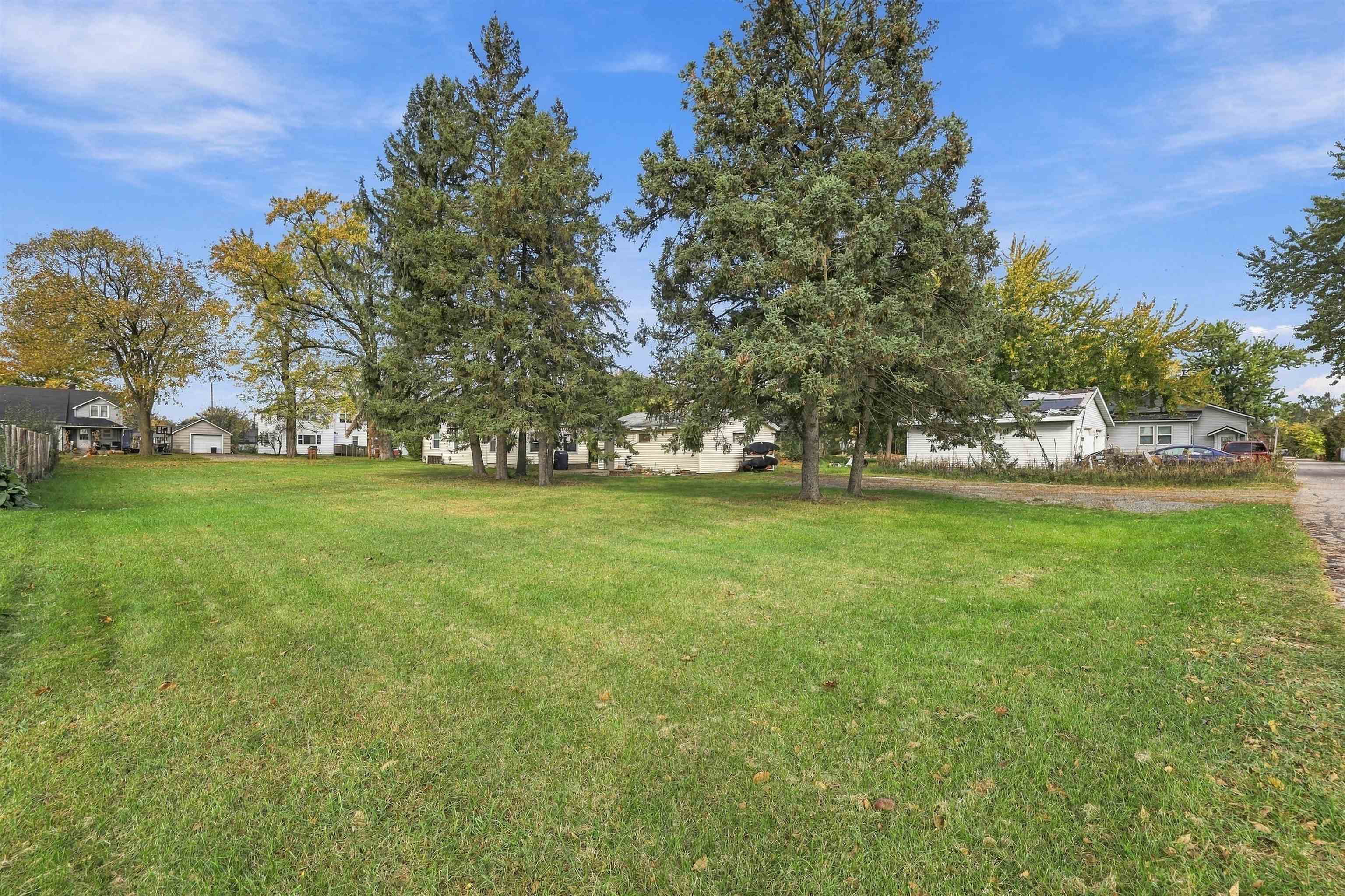 2217 ILLINOIS AVENUE, Stevens Point, Wisconsin 54481, 2 Bedrooms Bedrooms, ,1 BathroomBathrooms,Residential,For Sale,2217 ILLINOIS AVENUE,22605155