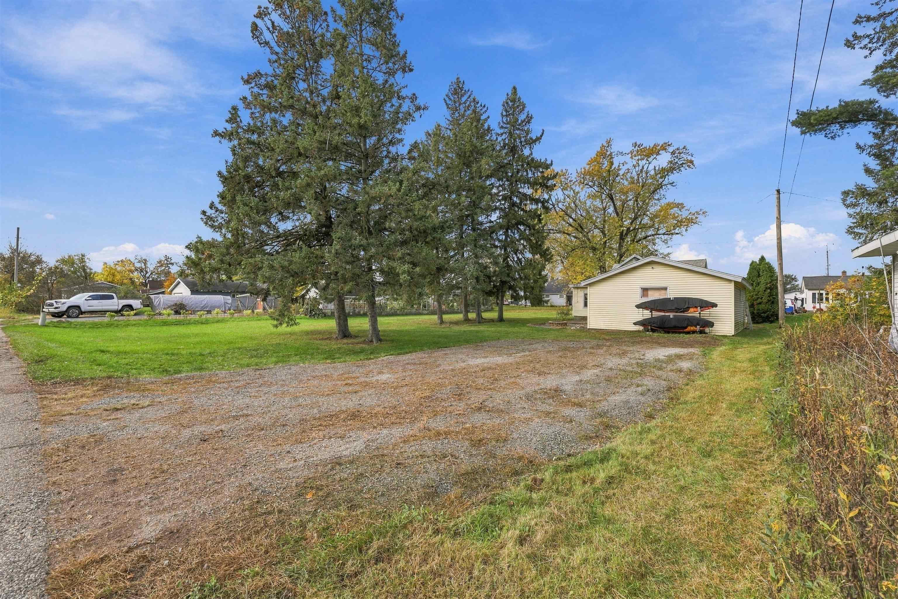 2217 ILLINOIS AVENUE, Stevens Point, Wisconsin 54481, 2 Bedrooms Bedrooms, ,1 BathroomBathrooms,Residential,For Sale,2217 ILLINOIS AVENUE,22605155