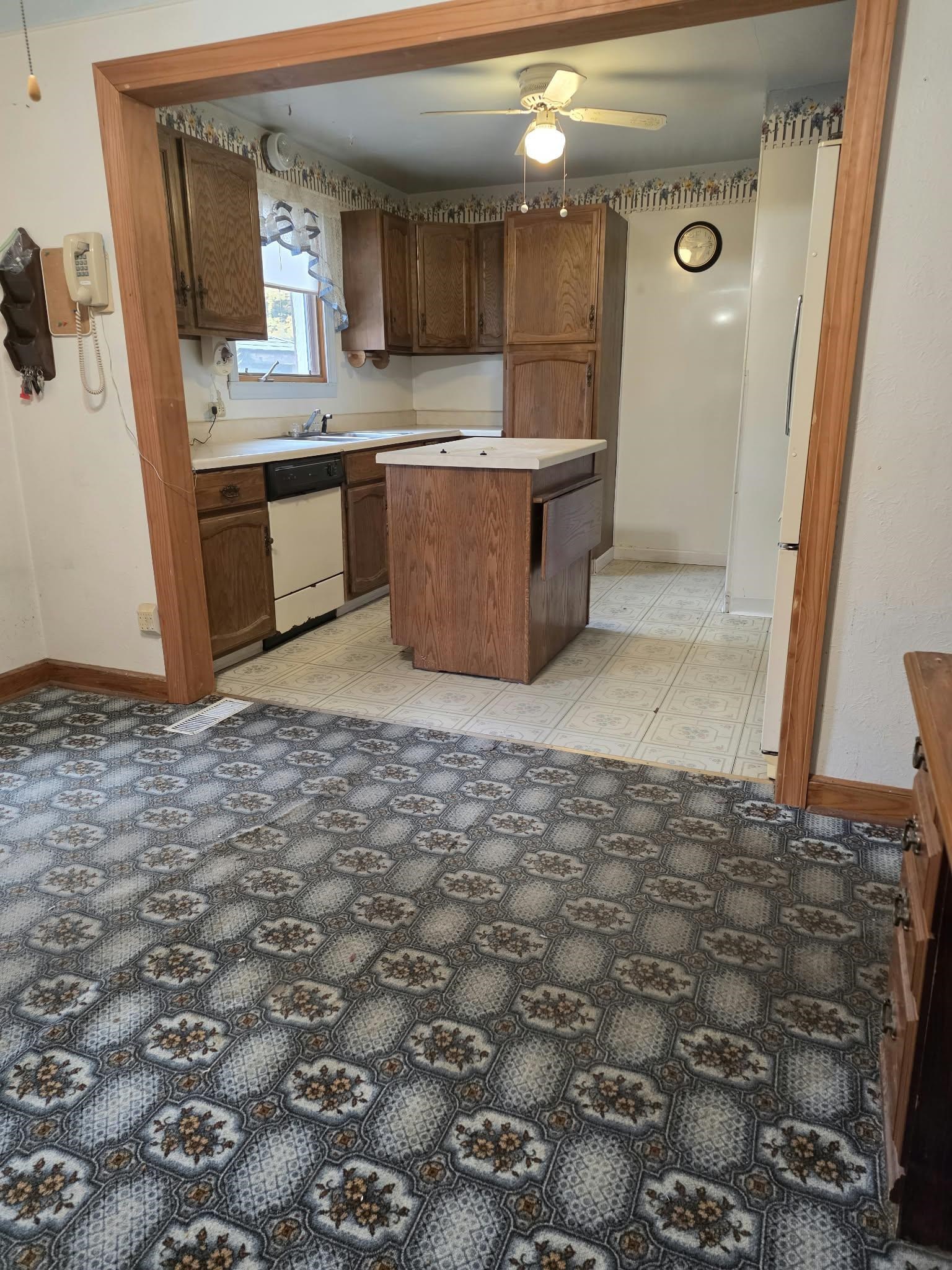 550 15TH AVENUE NORTH, Wisconsin Rapids, Wisconsin 54495, 2 Bedrooms Bedrooms, ,1 BathroomBathrooms,Residential,For Sale,550 15TH AVENUE NORTH,22605156