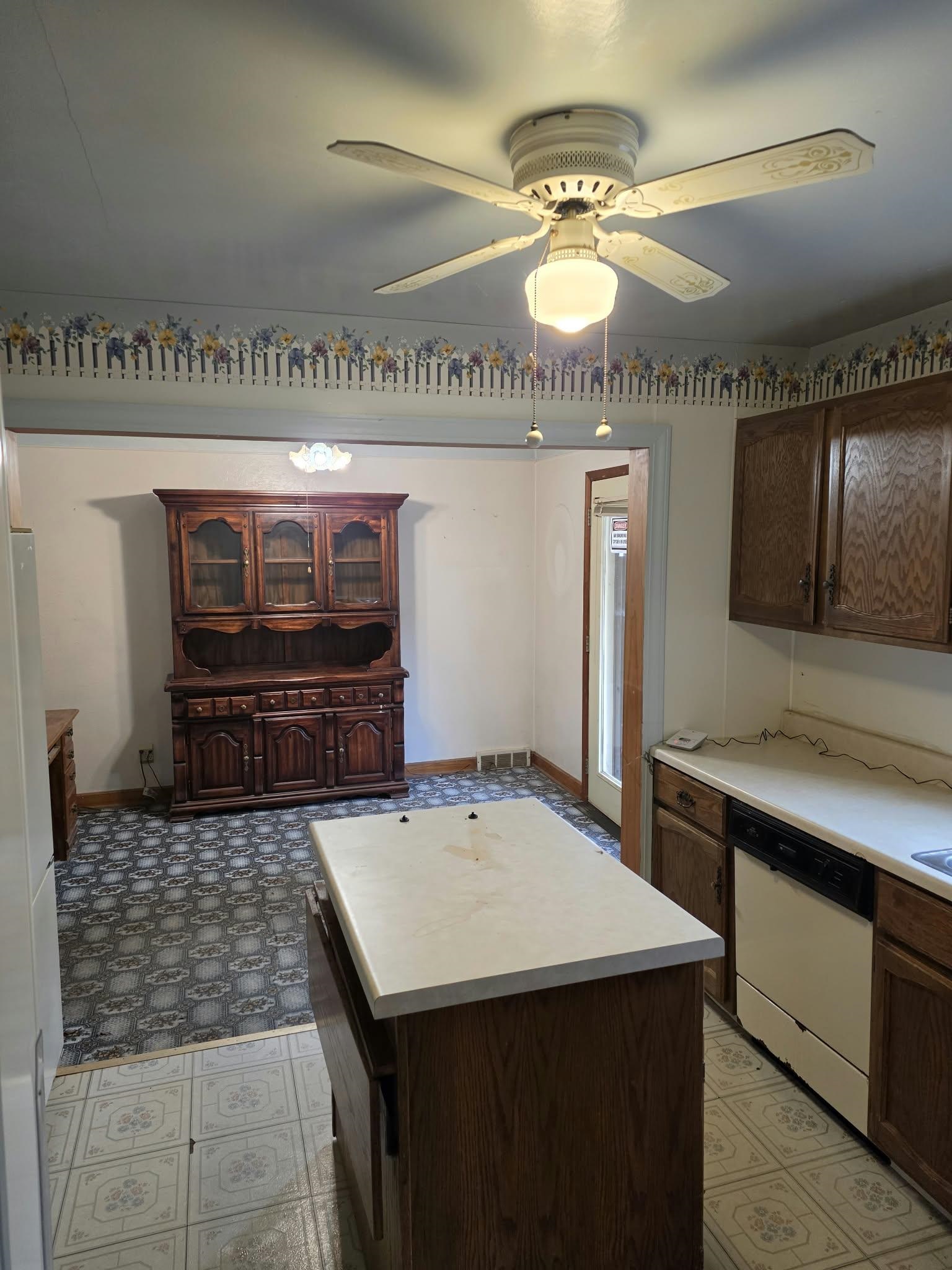 550 15TH AVENUE NORTH, Wisconsin Rapids, Wisconsin 54495, 2 Bedrooms Bedrooms, ,1 BathroomBathrooms,Residential,For Sale,550 15TH AVENUE NORTH,22605156