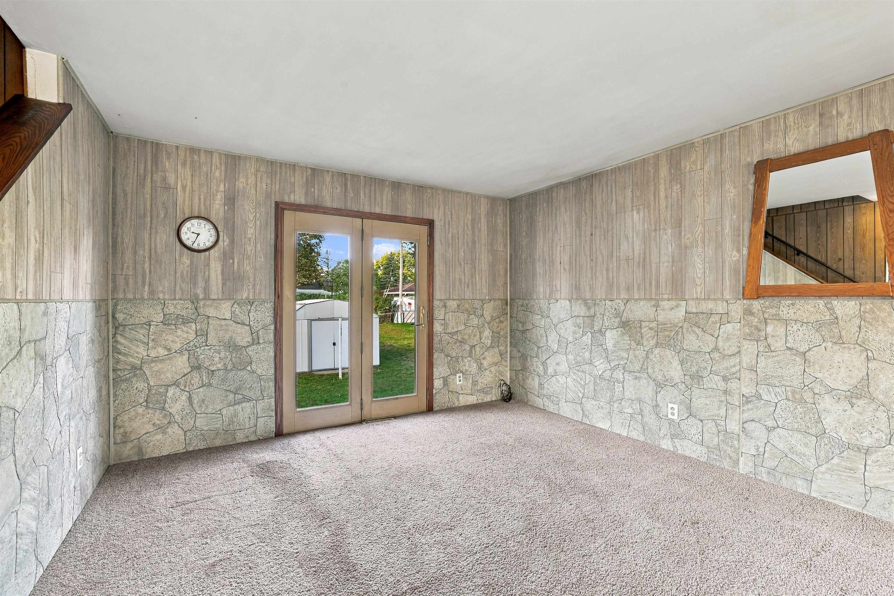 3298 LINDBERGH AVENUE, Stevens Point, Wisconsin 54481, 4 Bedrooms Bedrooms, ,1 BathroomBathrooms,Residential,For Sale,3298 LINDBERGH AVENUE,22605157