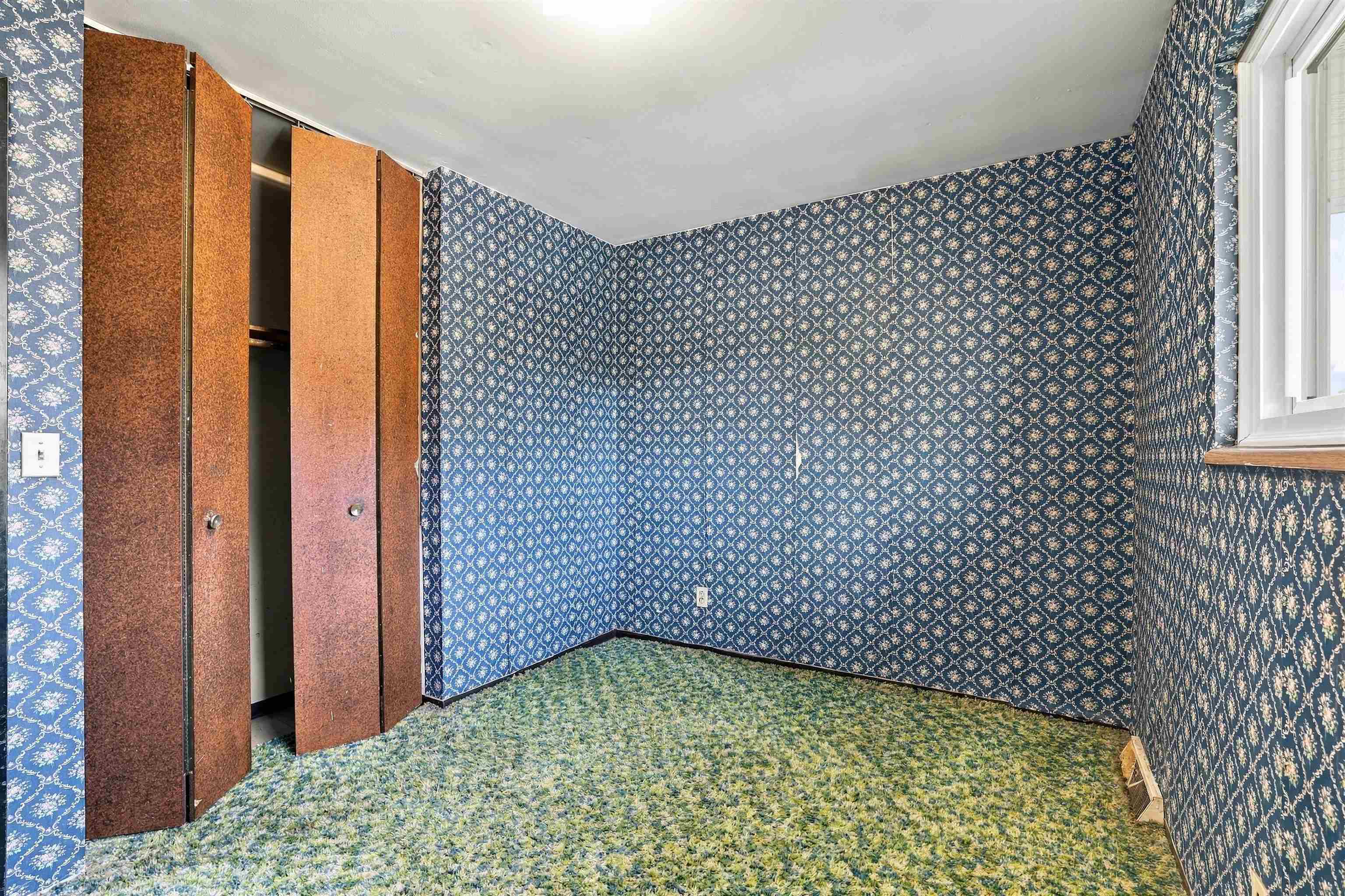 3298 LINDBERGH AVENUE, Stevens Point, Wisconsin 54481, 4 Bedrooms Bedrooms, ,1 BathroomBathrooms,Residential,For Sale,3298 LINDBERGH AVENUE,22605157