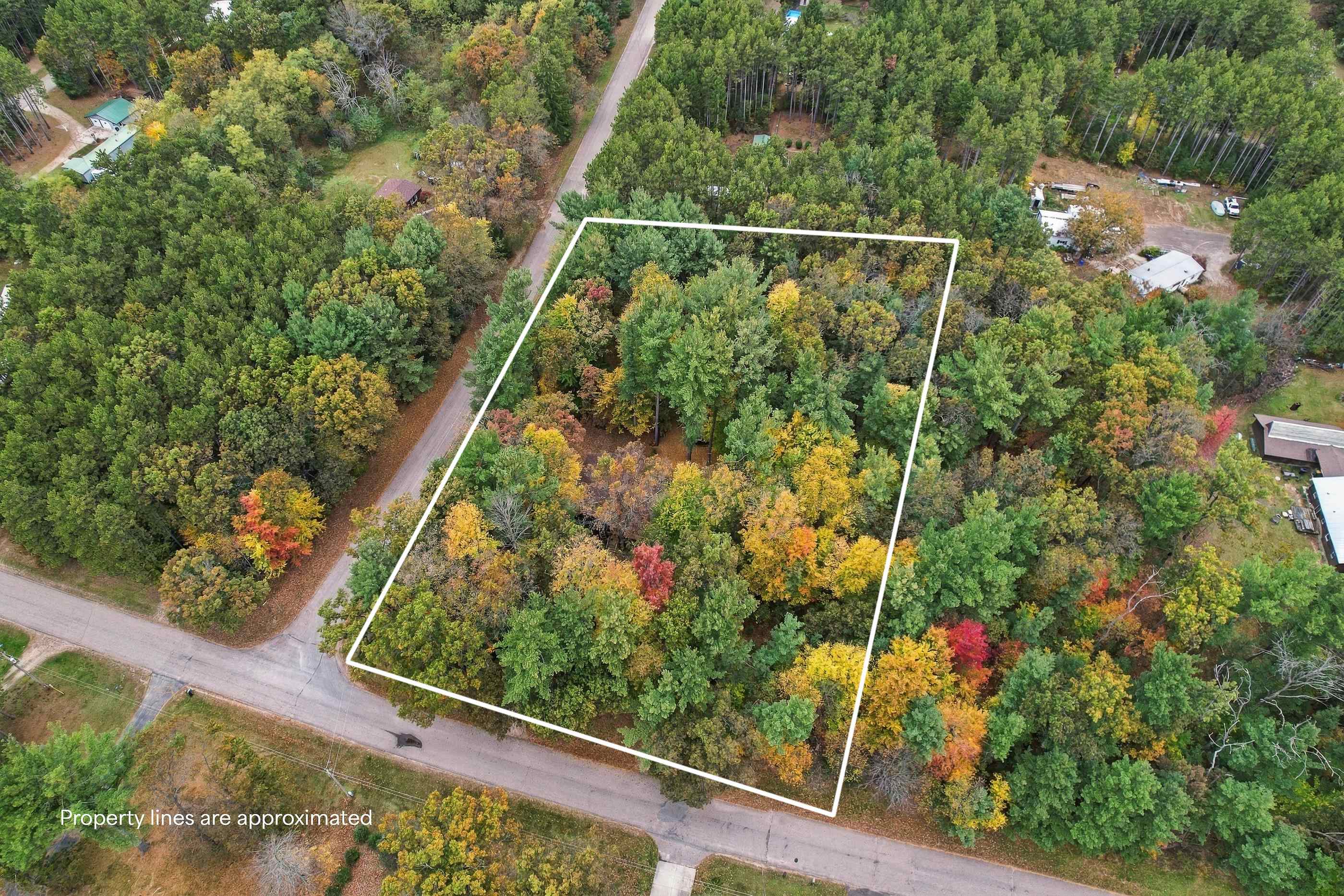 E2578 LINDEE LANE, Waupaca, Wisconsin 54981, 3 Bedrooms Bedrooms, ,2 BathroomsBathrooms,Residential,For Sale,E2578 LINDEE LANE,22605158