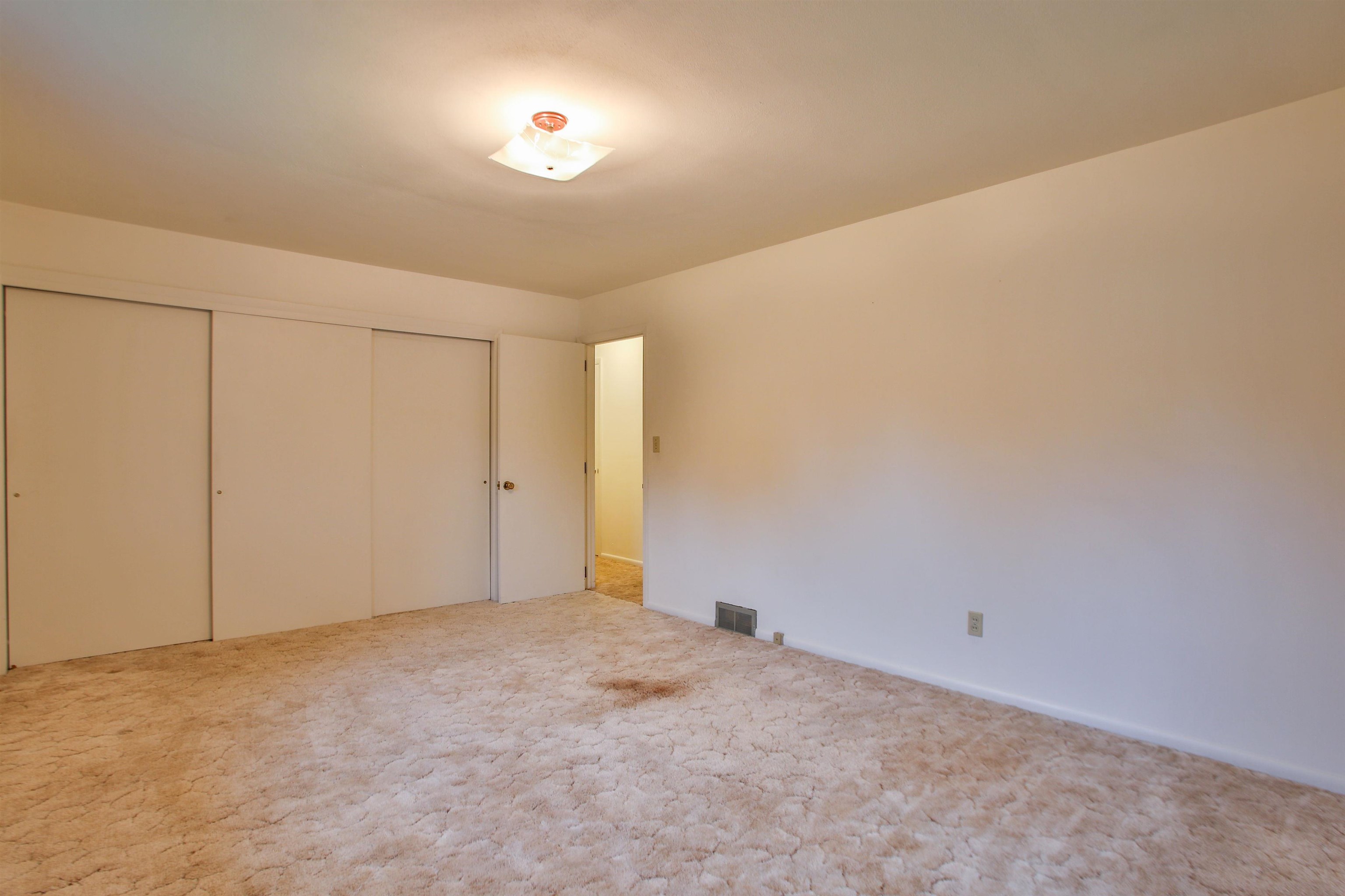 1402 EVERGREEN ROAD, Wausau, Wisconsin 54403, 3 Bedrooms Bedrooms, ,1 BathroomBathrooms,Residential,For Sale,1402 EVERGREEN ROAD,22605161
