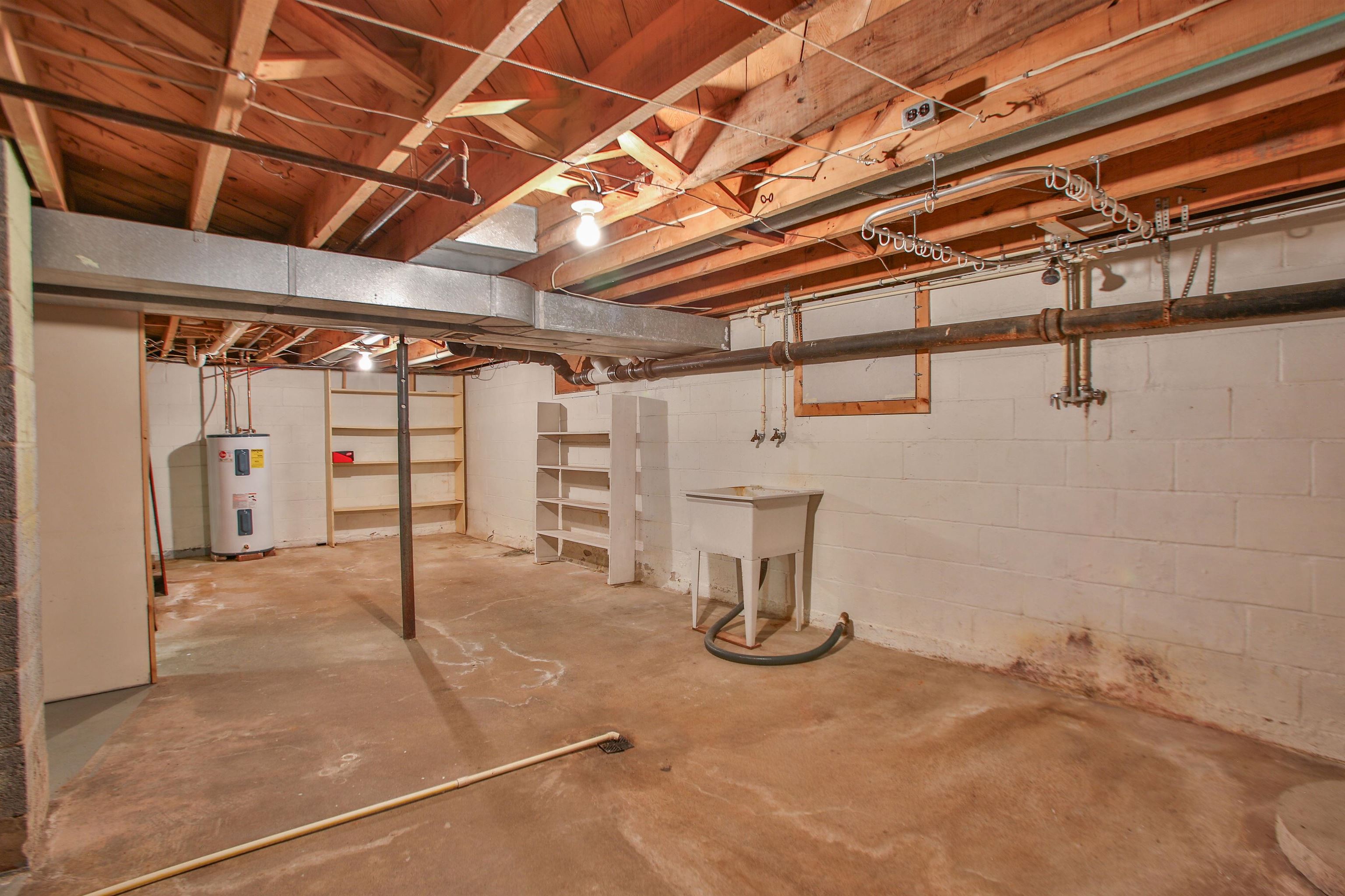 1402 EVERGREEN ROAD, Wausau, Wisconsin 54403, 3 Bedrooms Bedrooms, ,1 BathroomBathrooms,Residential,For Sale,1402 EVERGREEN ROAD,22605161