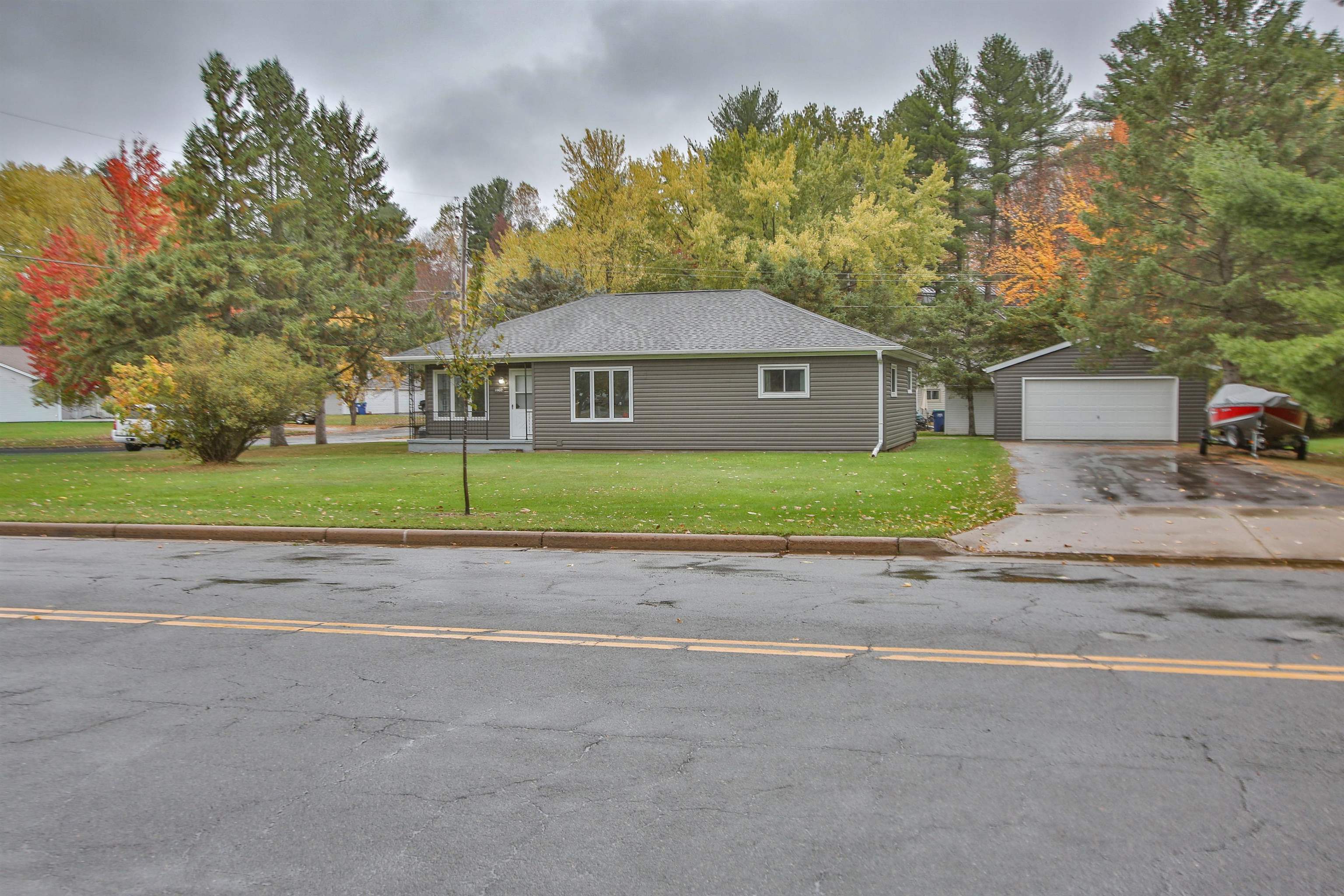 1402 EVERGREEN ROAD, Wausau, Wisconsin 54403, 3 Bedrooms Bedrooms, ,1 BathroomBathrooms,Residential,For Sale,1402 EVERGREEN ROAD,22605161