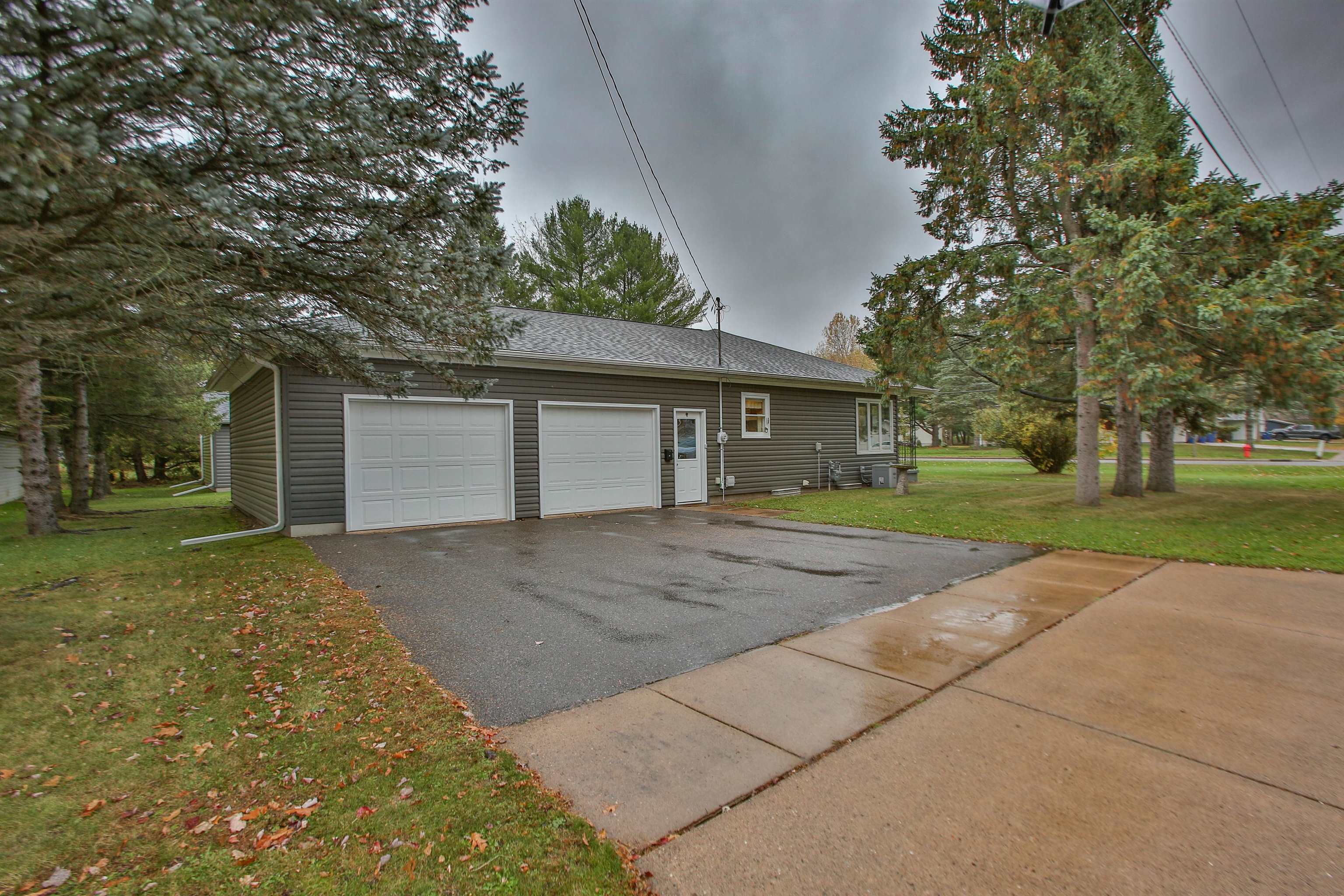 1402 EVERGREEN ROAD, Wausau, Wisconsin 54403, 3 Bedrooms Bedrooms, ,1 BathroomBathrooms,Residential,For Sale,1402 EVERGREEN ROAD,22605161