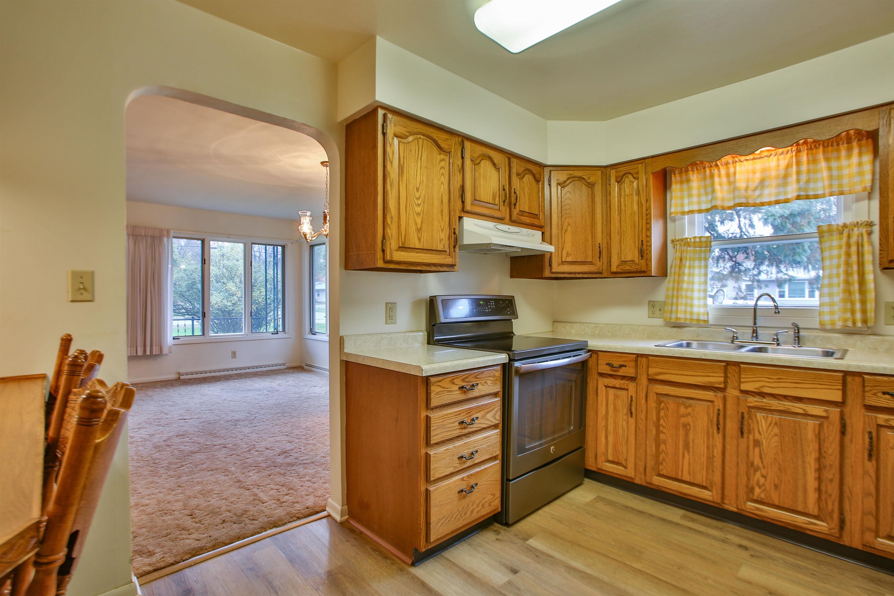 1402 EVERGREEN ROAD, Wausau, Wisconsin 54403, 3 Bedrooms Bedrooms, ,1 BathroomBathrooms,Residential,For Sale,1402 EVERGREEN ROAD,22605161