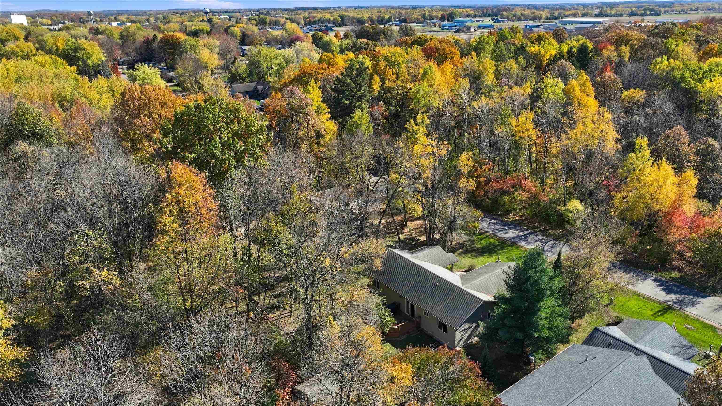 704 W ROBERTS STREET, Spencer, Wisconsin 54479, 3 Bedrooms Bedrooms, ,2 BathroomsBathrooms,Residential,For Sale,704 W ROBERTS STREET,22605162