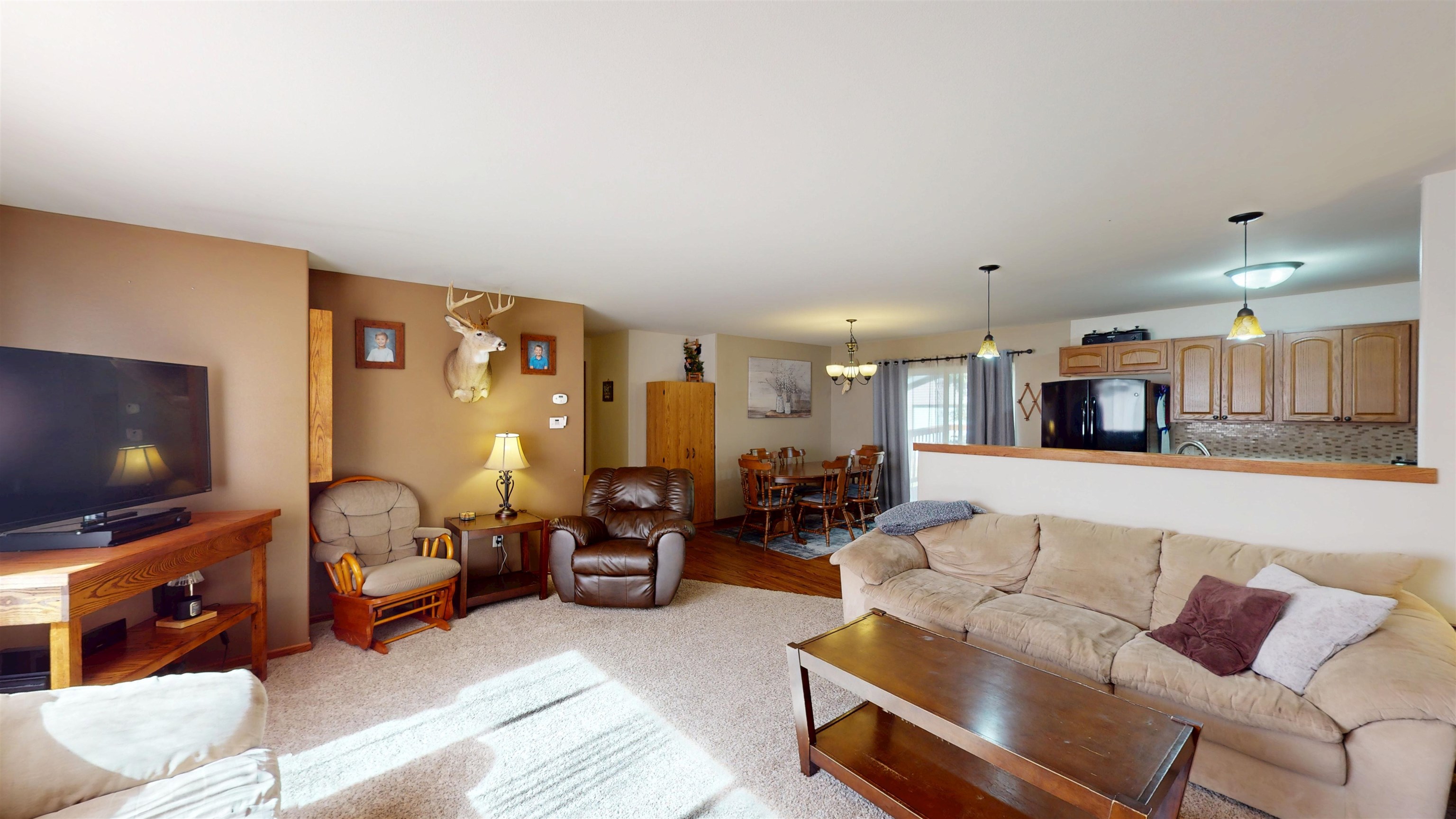 704 W ROBERTS STREET, Spencer, Wisconsin 54479, 3 Bedrooms Bedrooms, ,2 BathroomsBathrooms,Residential,For Sale,704 W ROBERTS STREET,22605162
