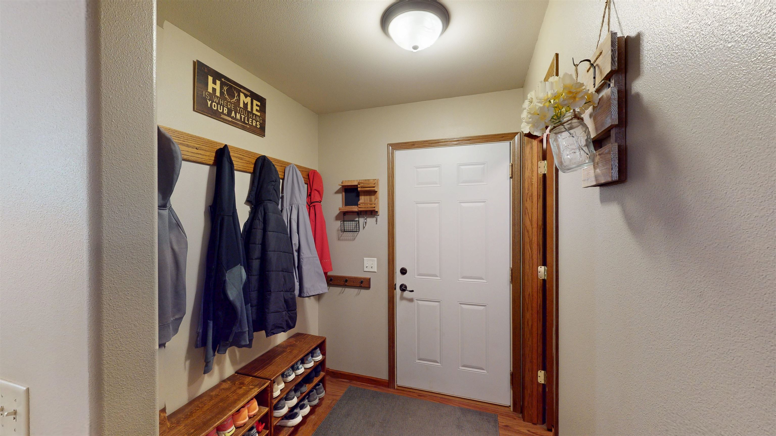 704 W ROBERTS STREET, Spencer, Wisconsin 54479, 3 Bedrooms Bedrooms, ,2 BathroomsBathrooms,Residential,For Sale,704 W ROBERTS STREET,22605162